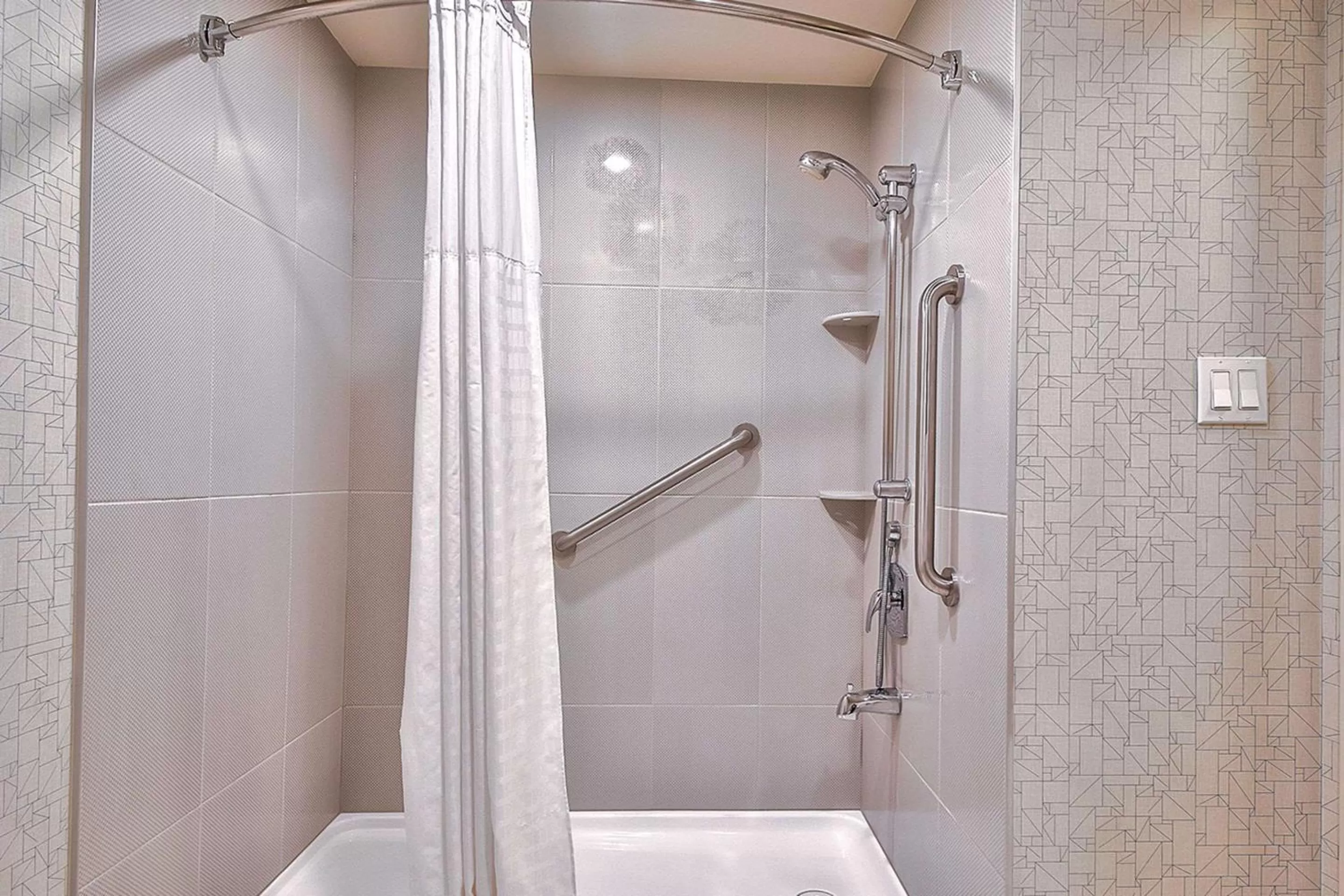 Photo of the whole room in Comfort Inn & Suites South