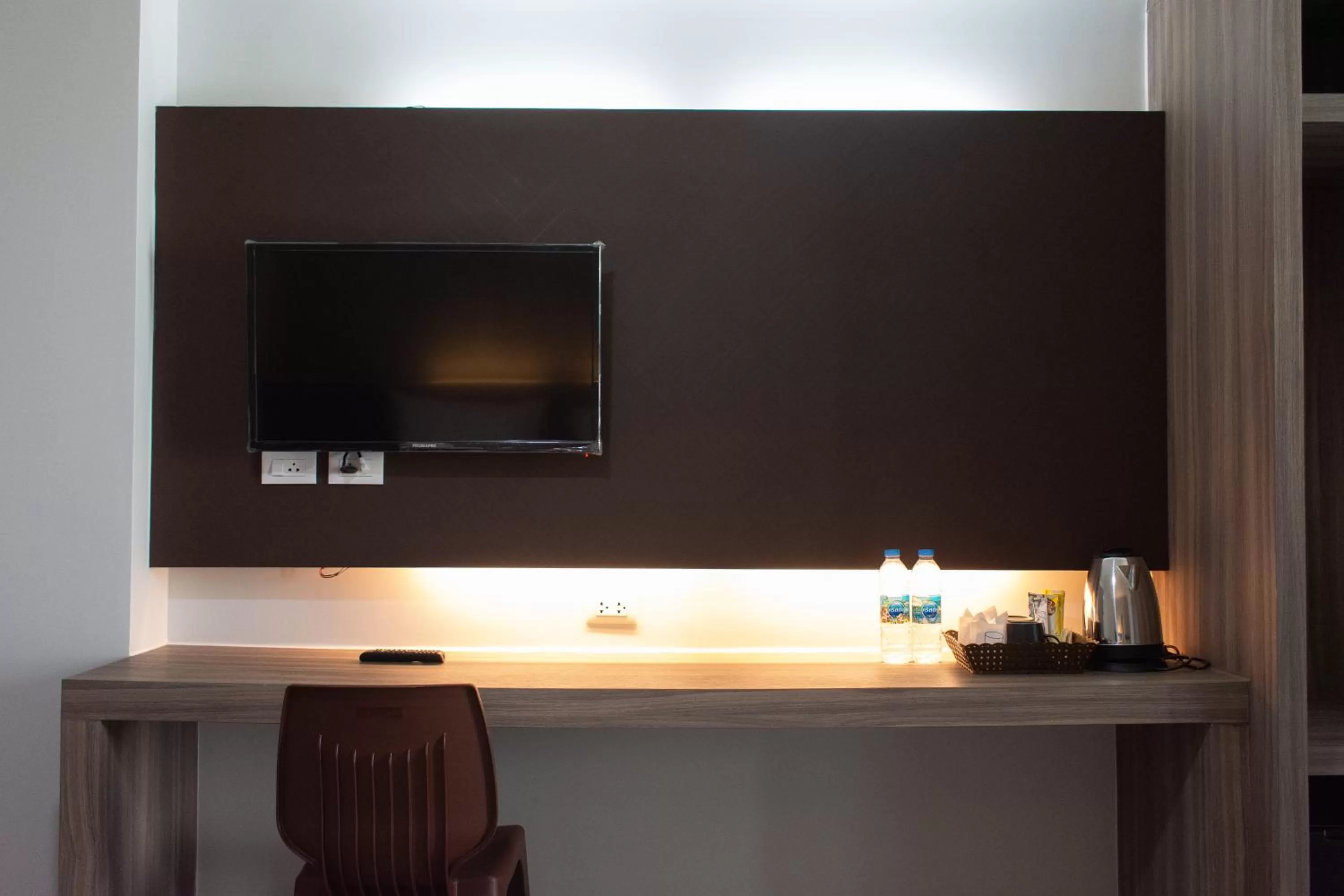 TV and multimedia in โรงแรมดับเบิ้ลดี ปากเกร็ด Double D hotel