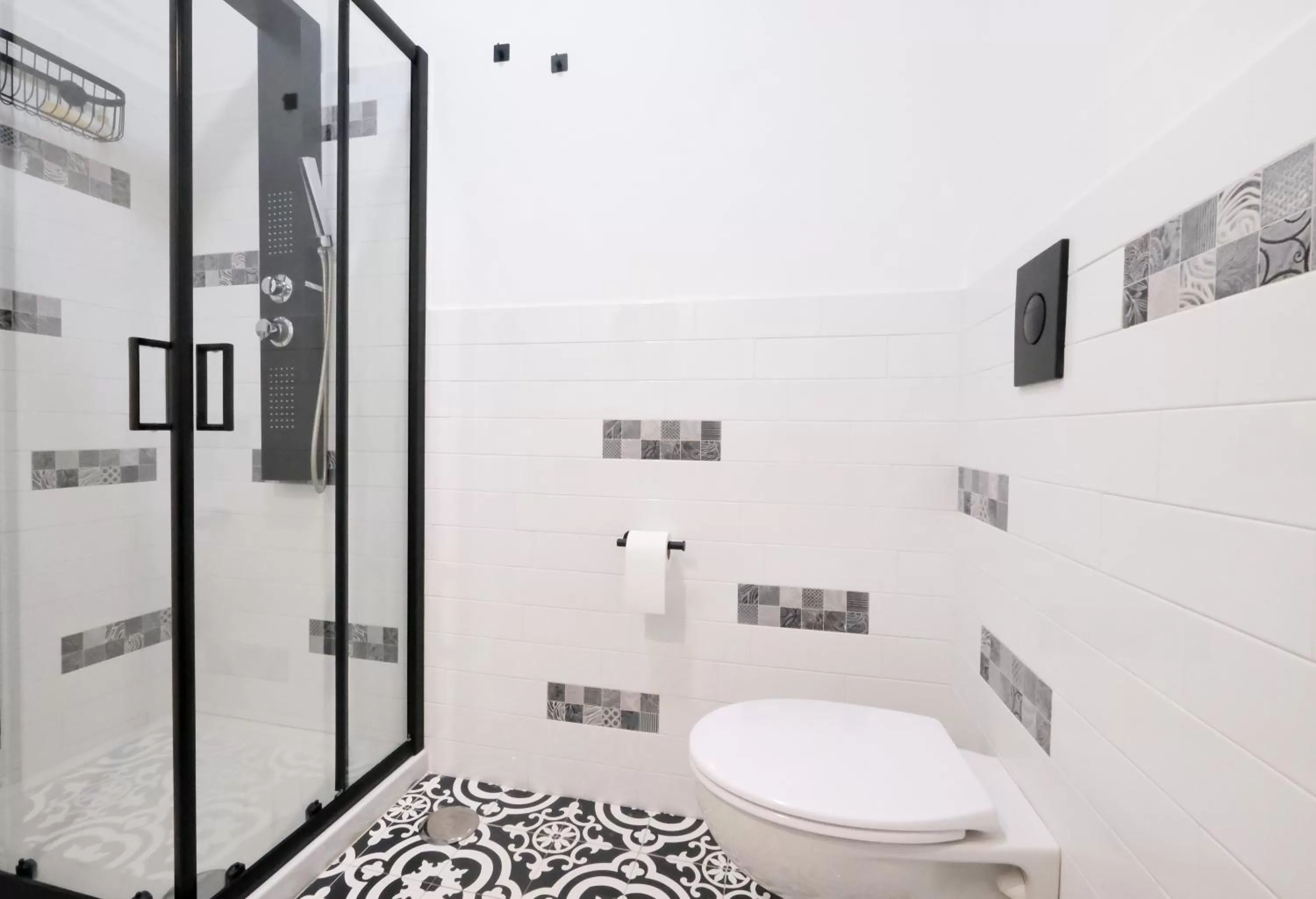 Bathroom in LH51 Rooms