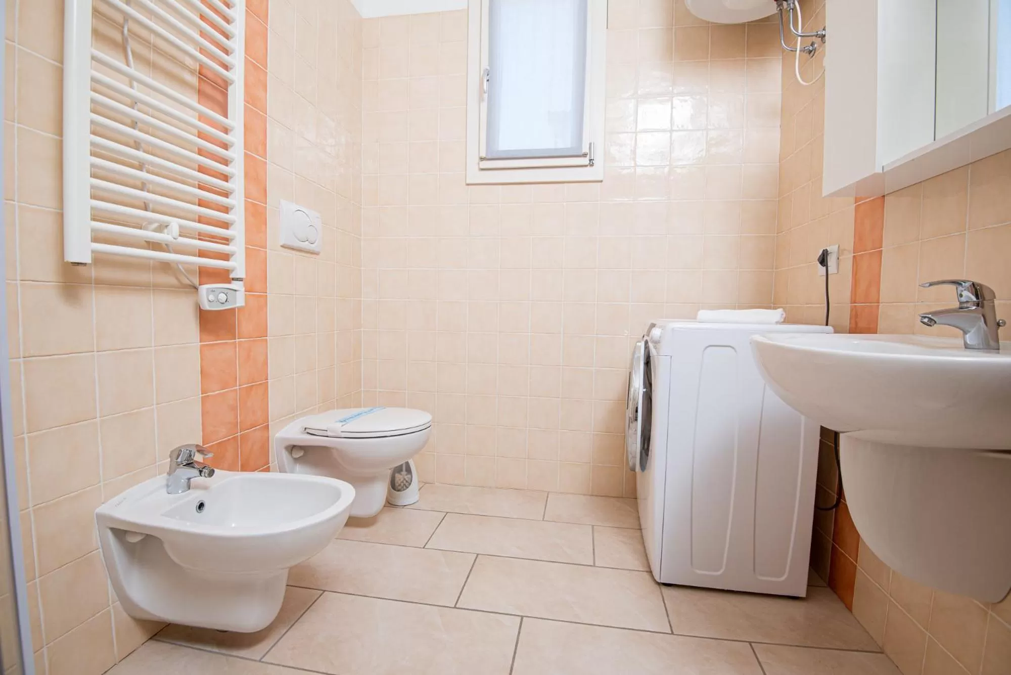 Bathroom in Residence Marina Salivoli