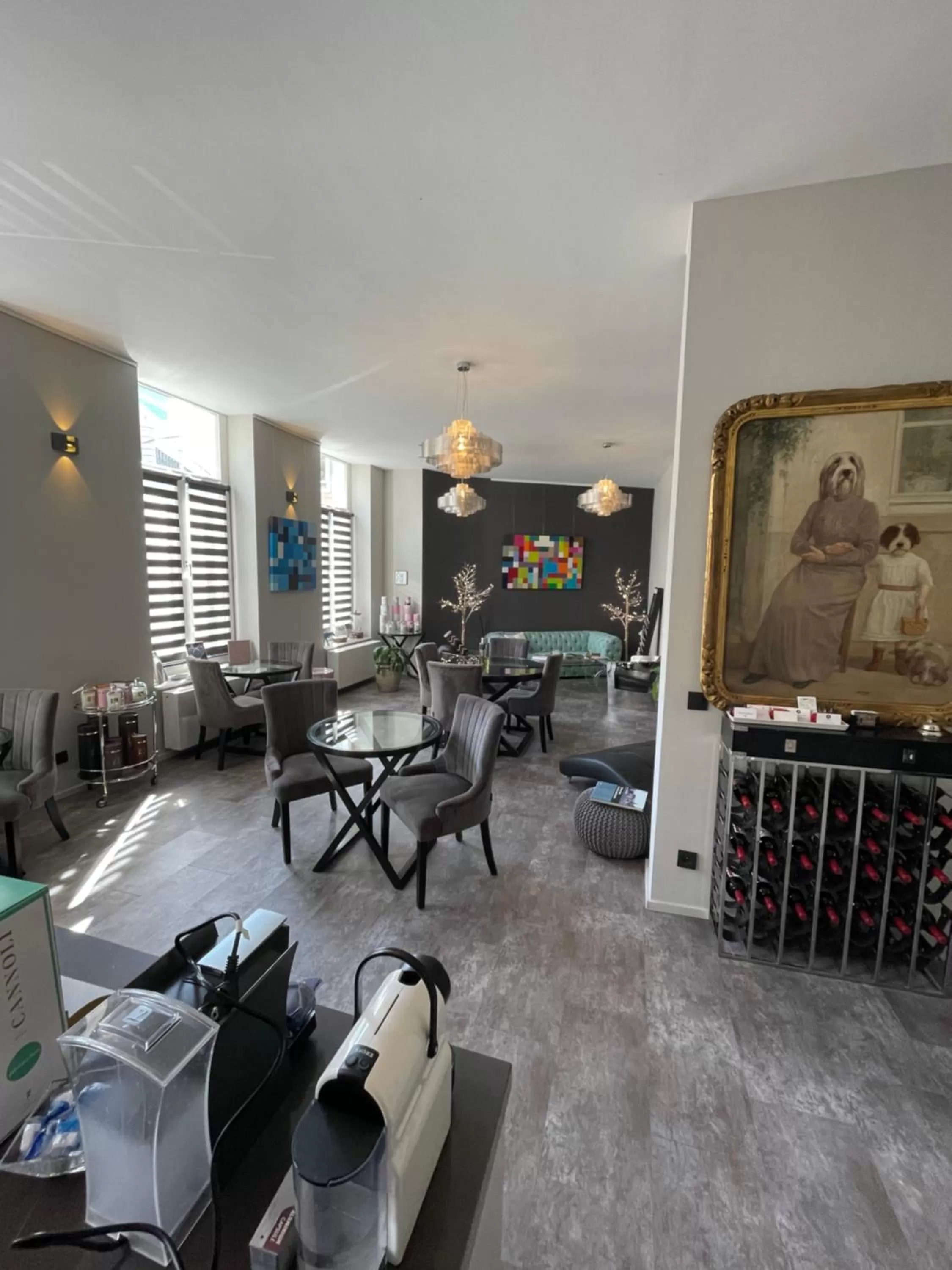 Restaurant/places to eat in All In One