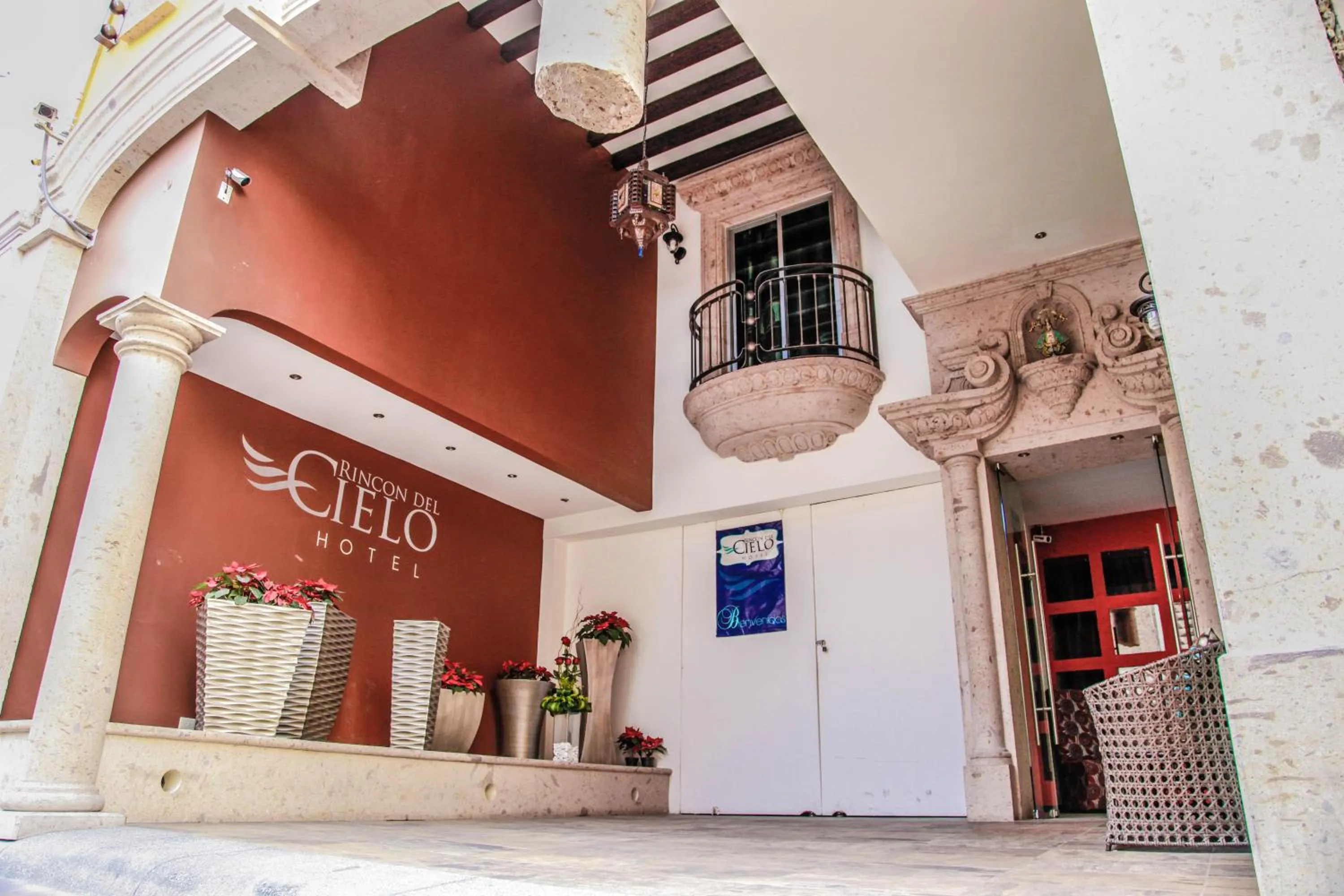 Facade/entrance in Hotel Rincon del Cielo