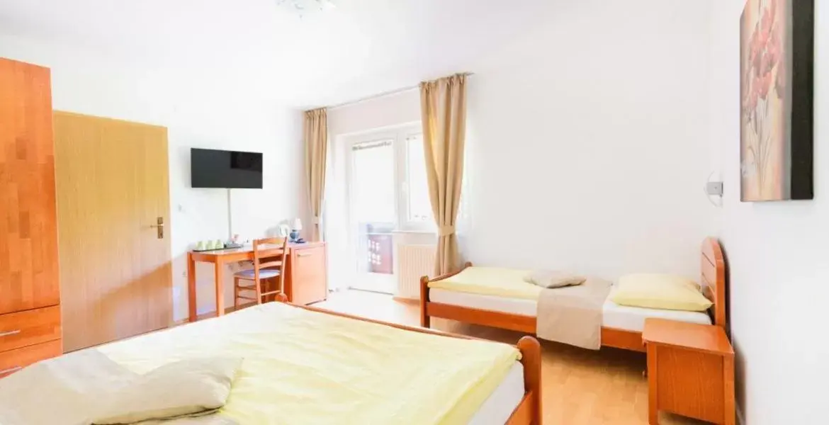 Triple Room with Balcony in Nature Hotel Lukanc Triple Room with Balcony in Nature Hotel Lukanc