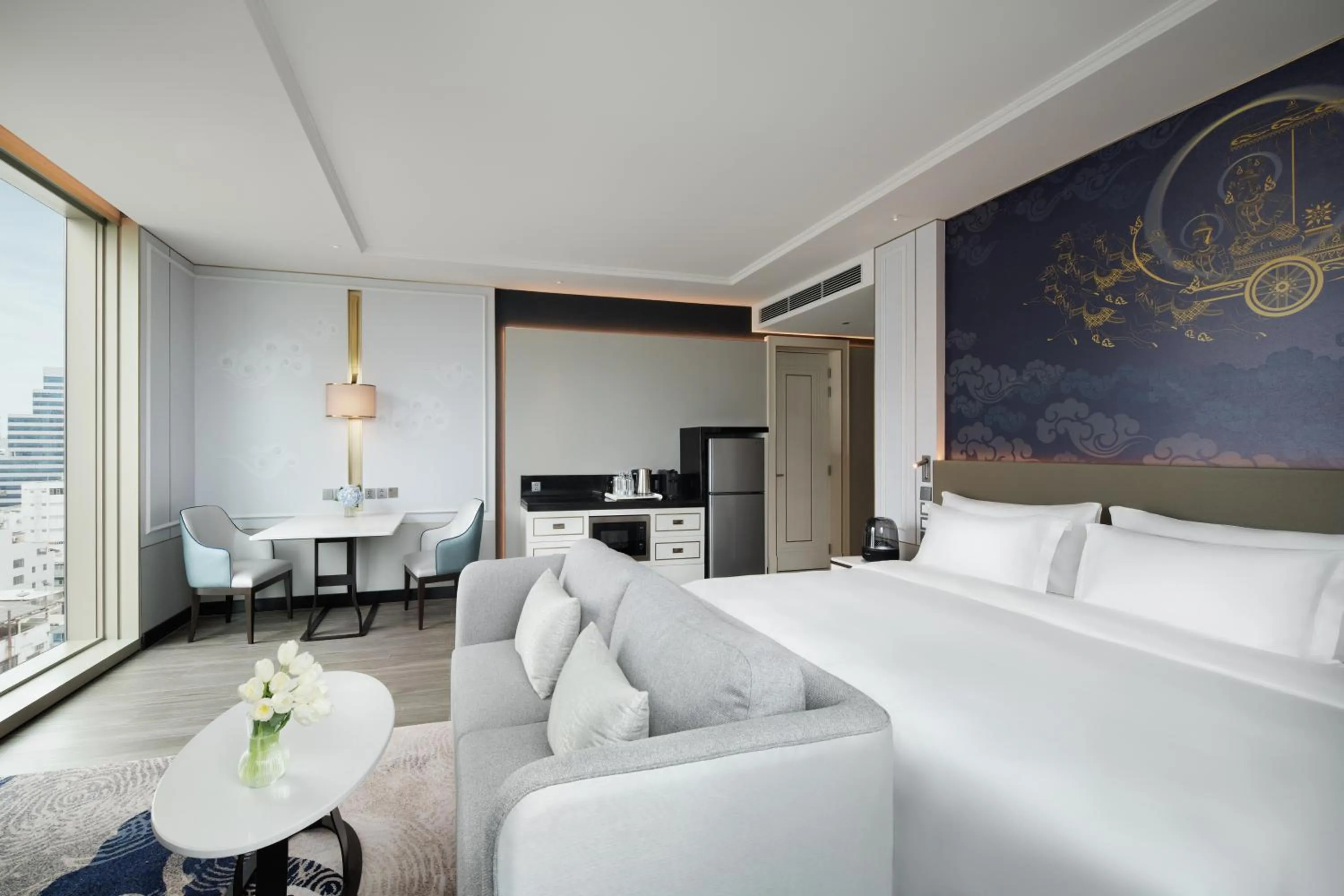 Bed in Grande Centre Point Surawong Bangkok