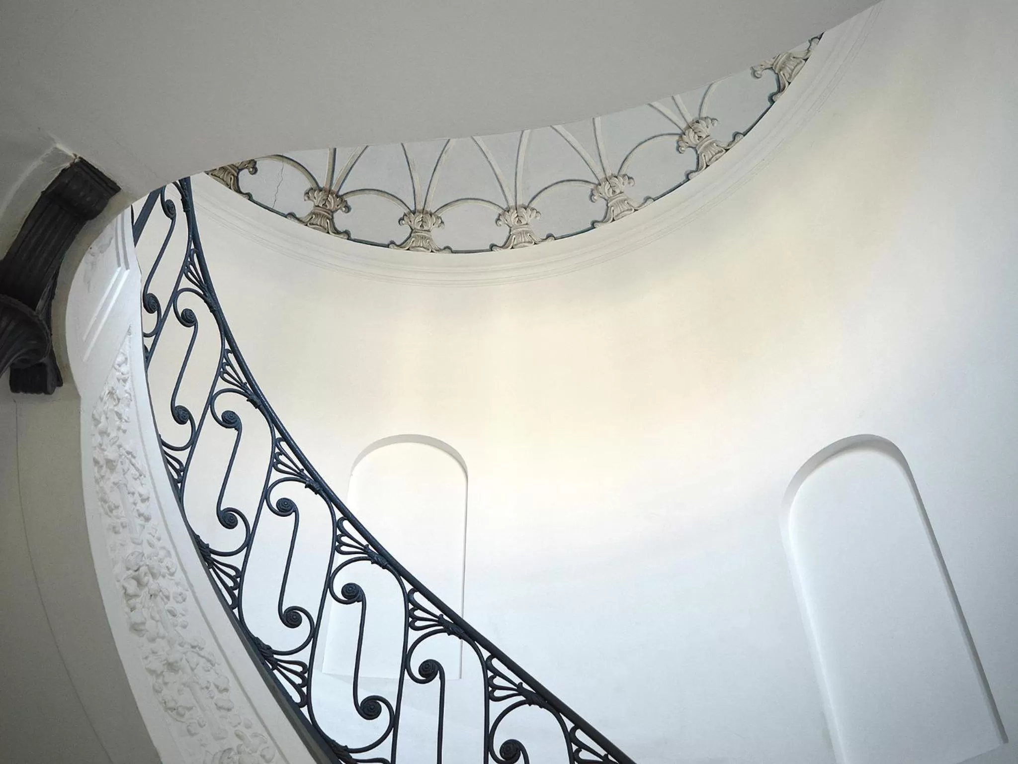 Other in The Secret Garden Relais