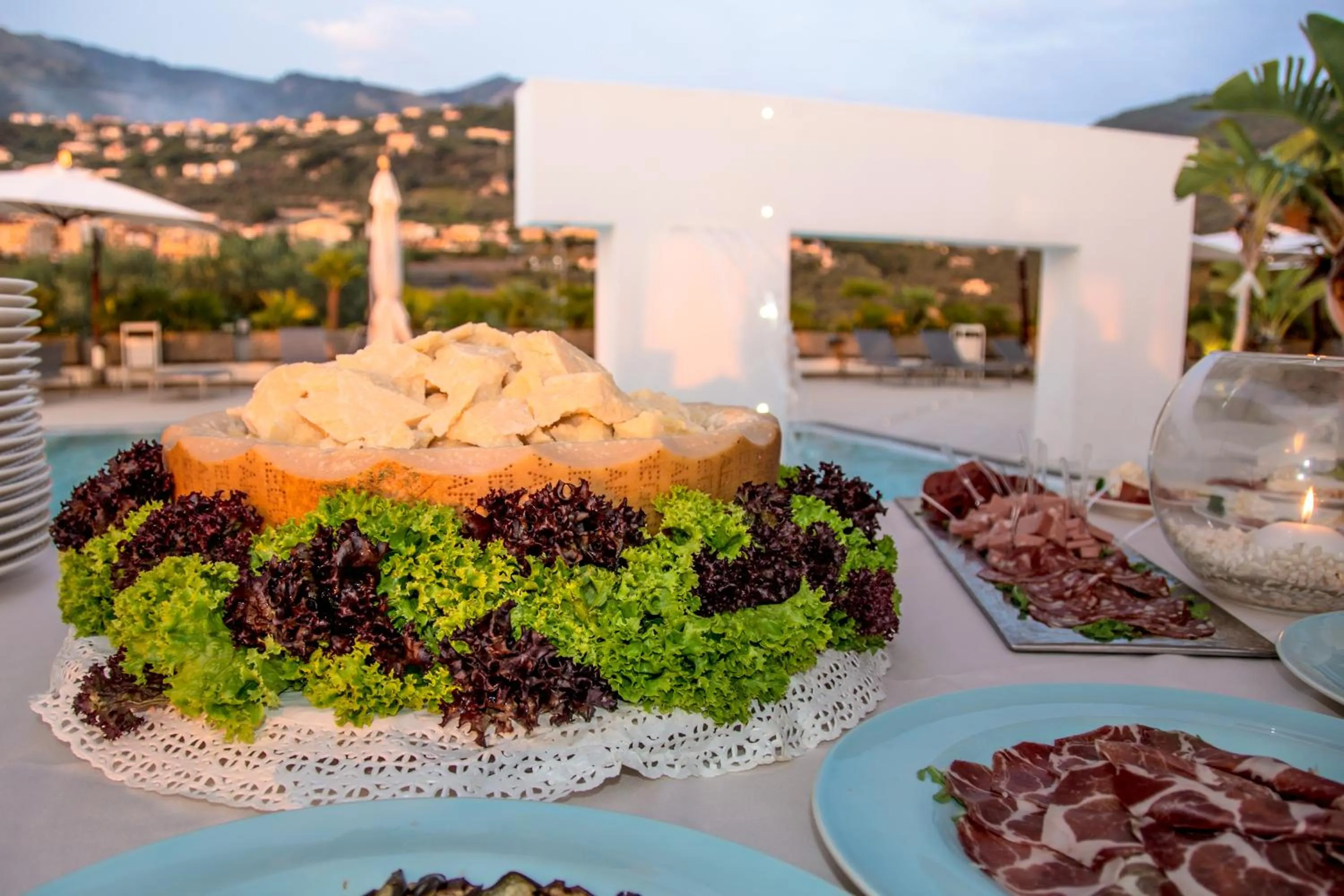 Food in Grand Hotel Moon Valley