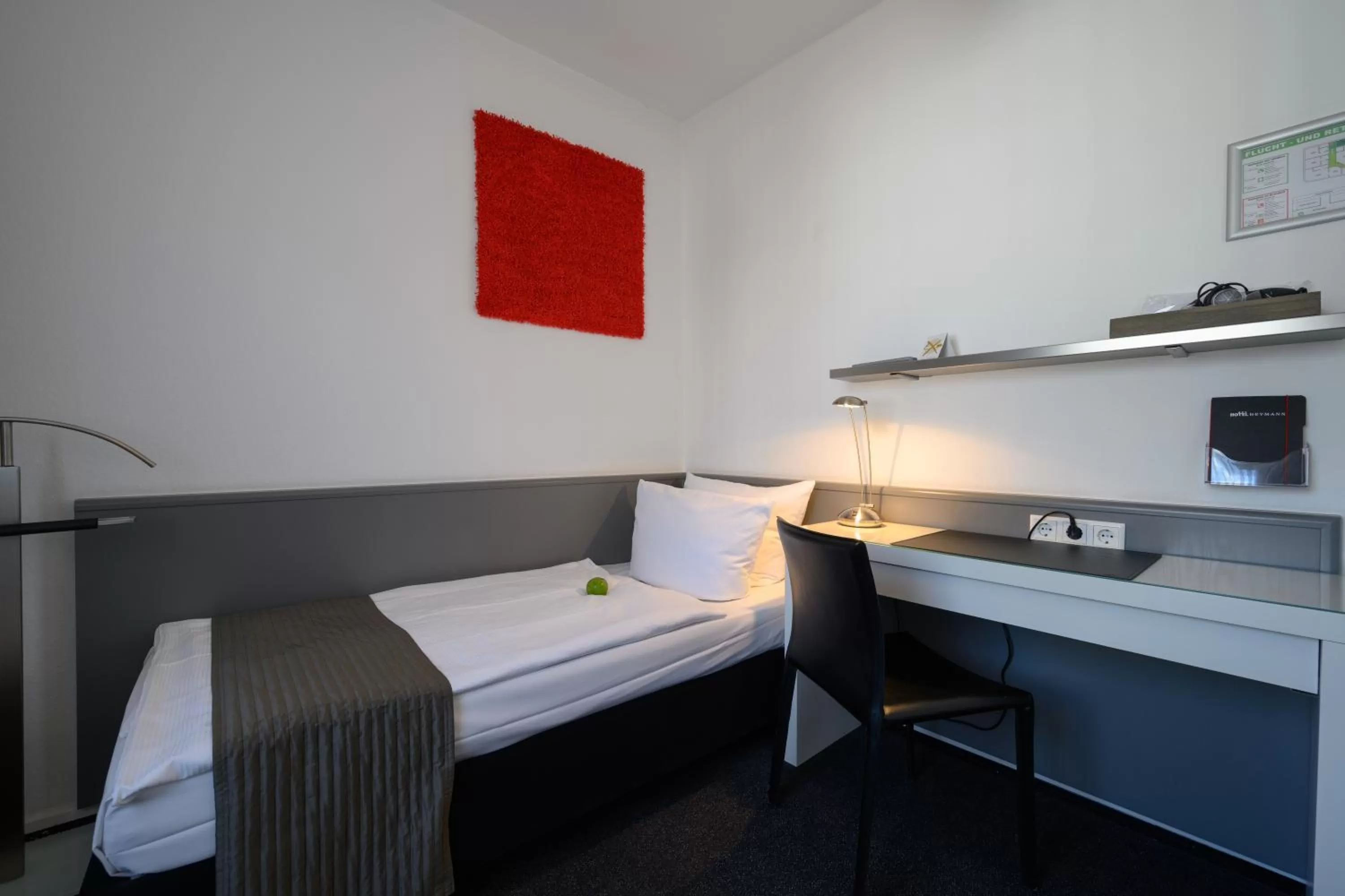 Bed in Hotel Heymann