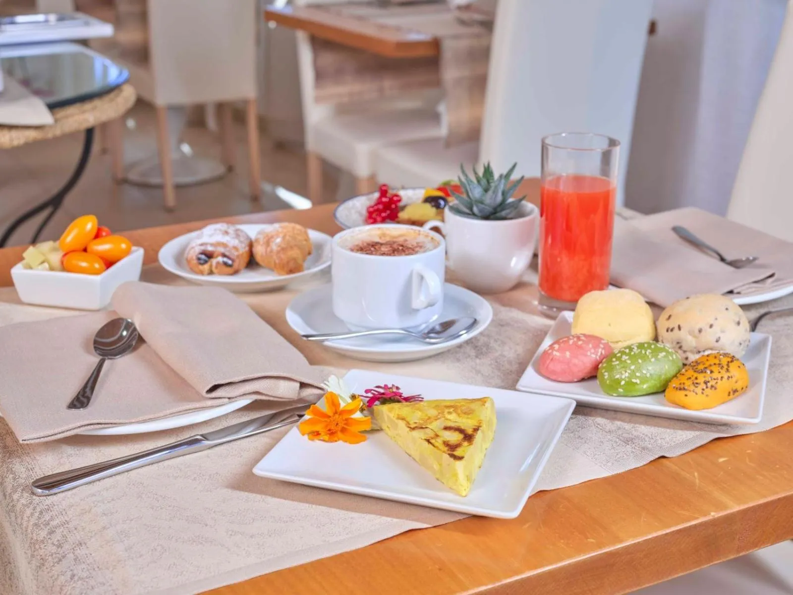 Food in Dolce Vita Boutique Hotel