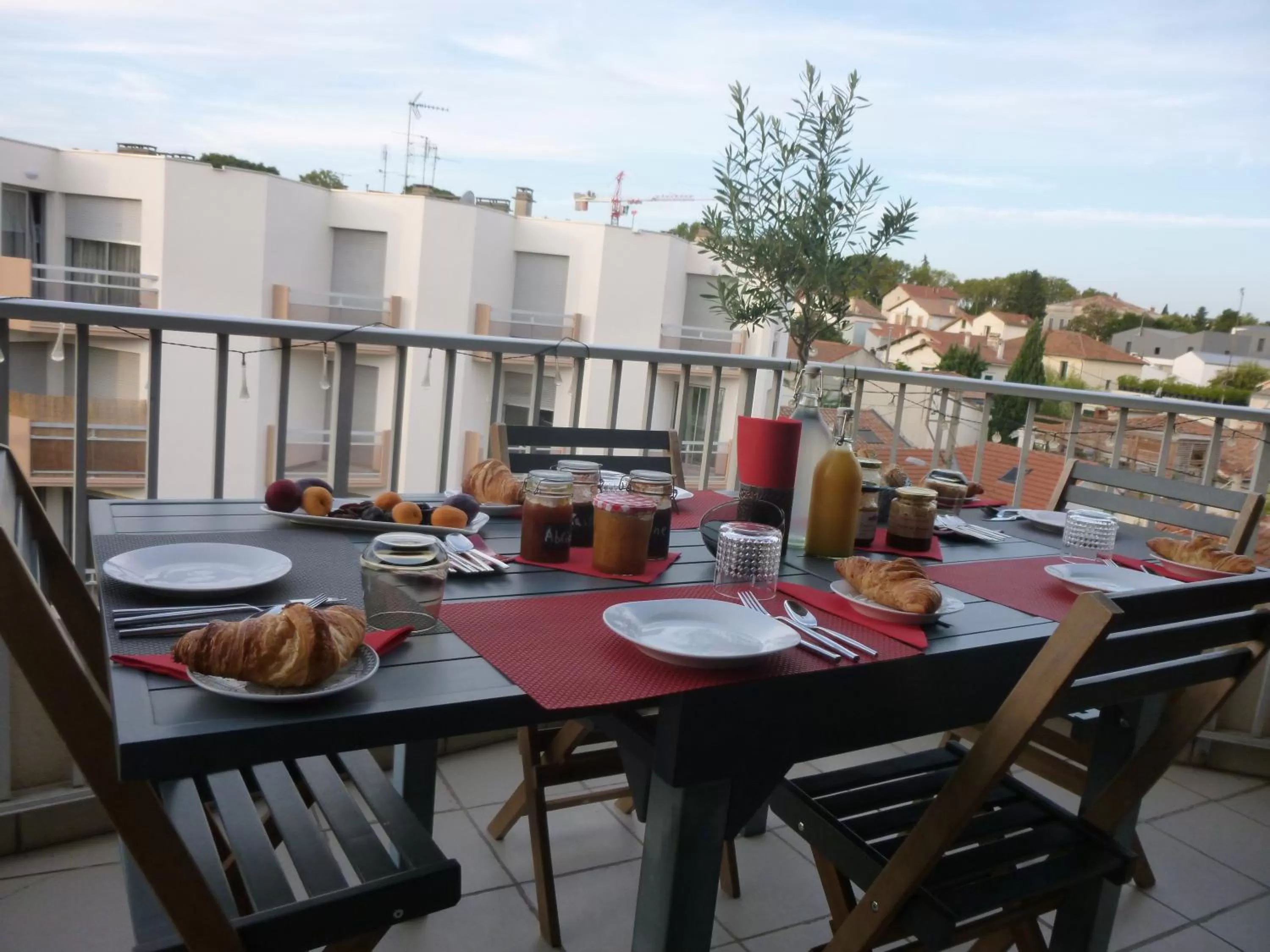 Continental breakfast in 1 Chambre, 1 P'tit dèj', 1 Sourire