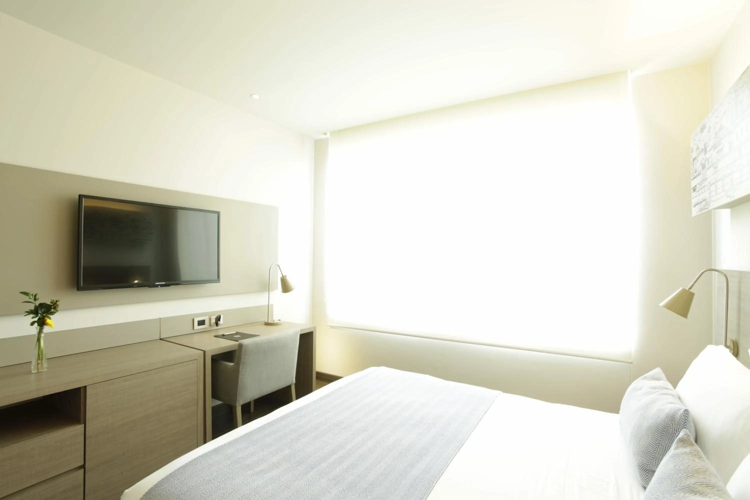 Bedroom, Bed in Hotel bh Usaquén