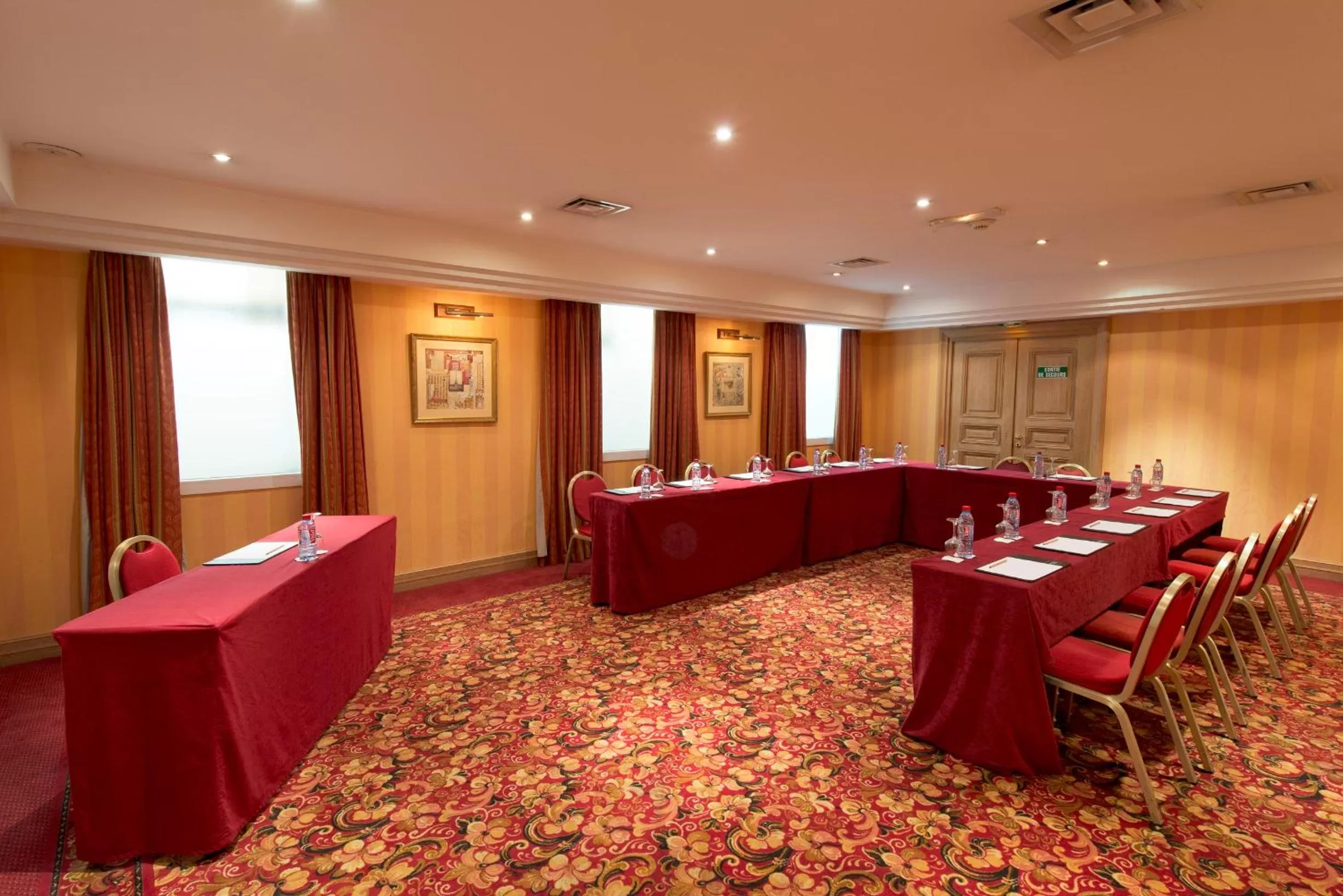 Business facilities in Hôtel West End Promenade