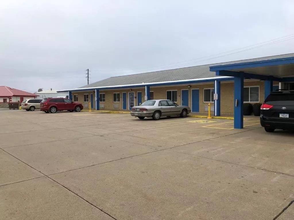 Property building in Amber Inn