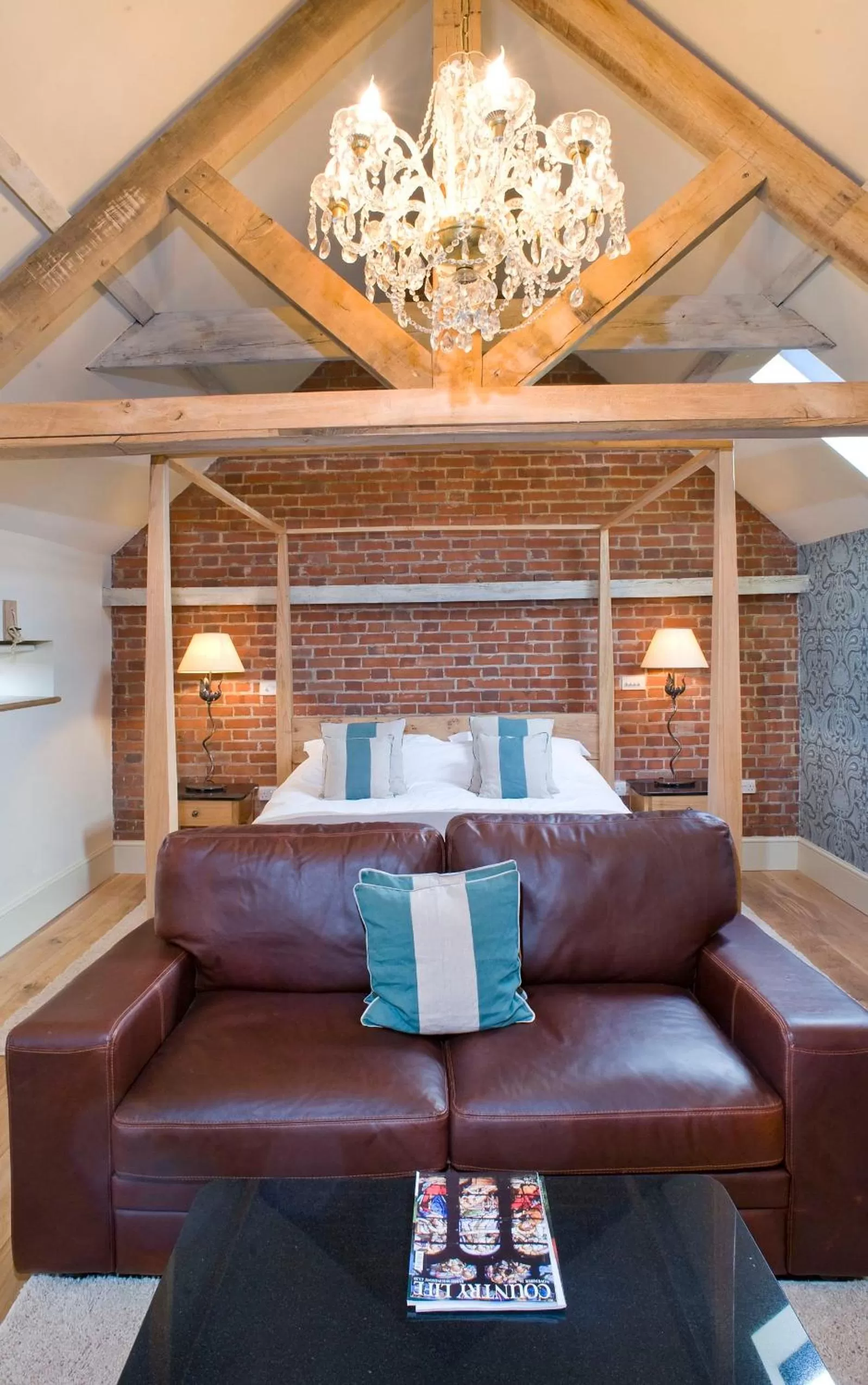 Coffee/tea facilities in The Fox by Greene King Inns