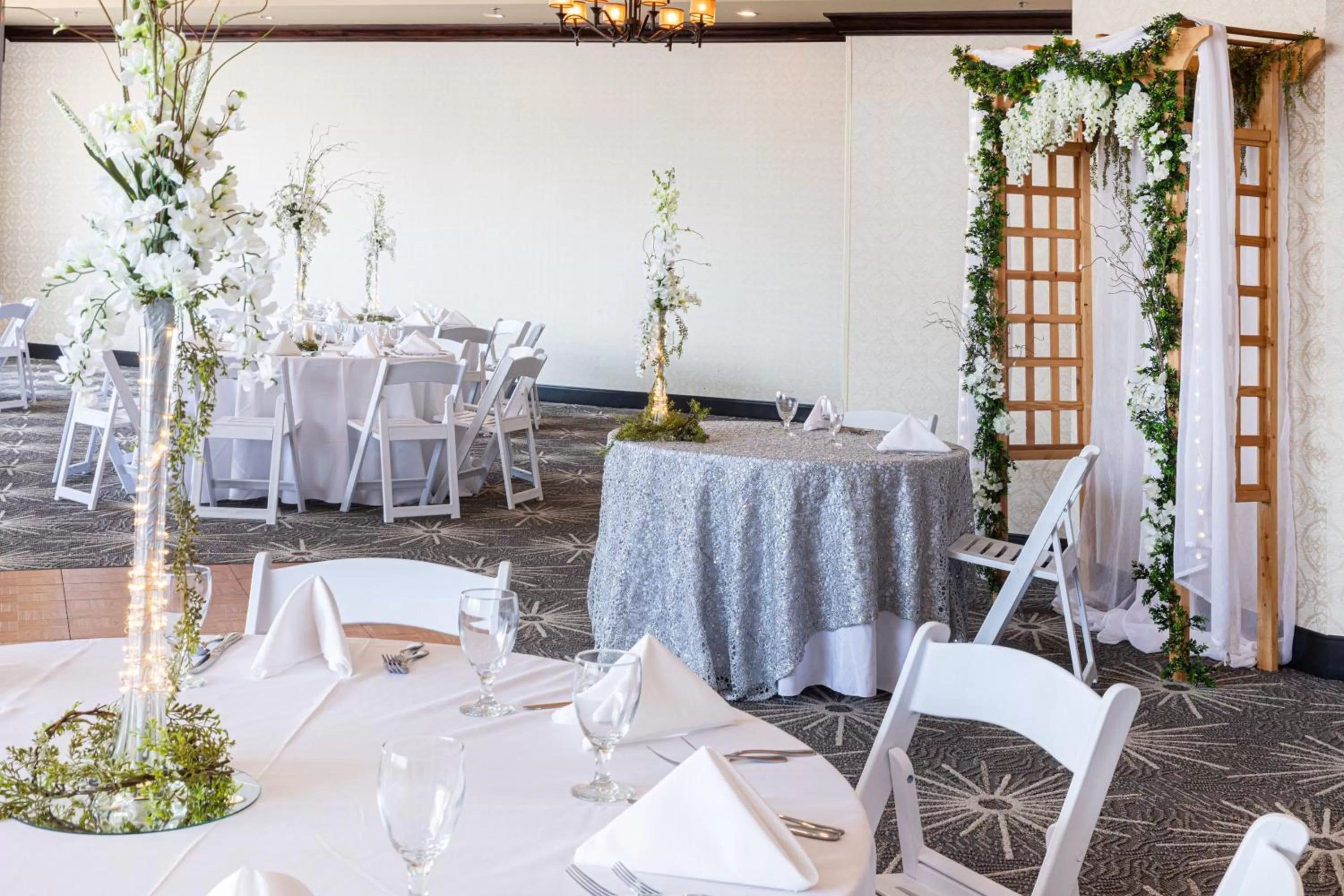 Meeting/conference room in Holiday Inn St. Louis Airport West Earth City by IHG