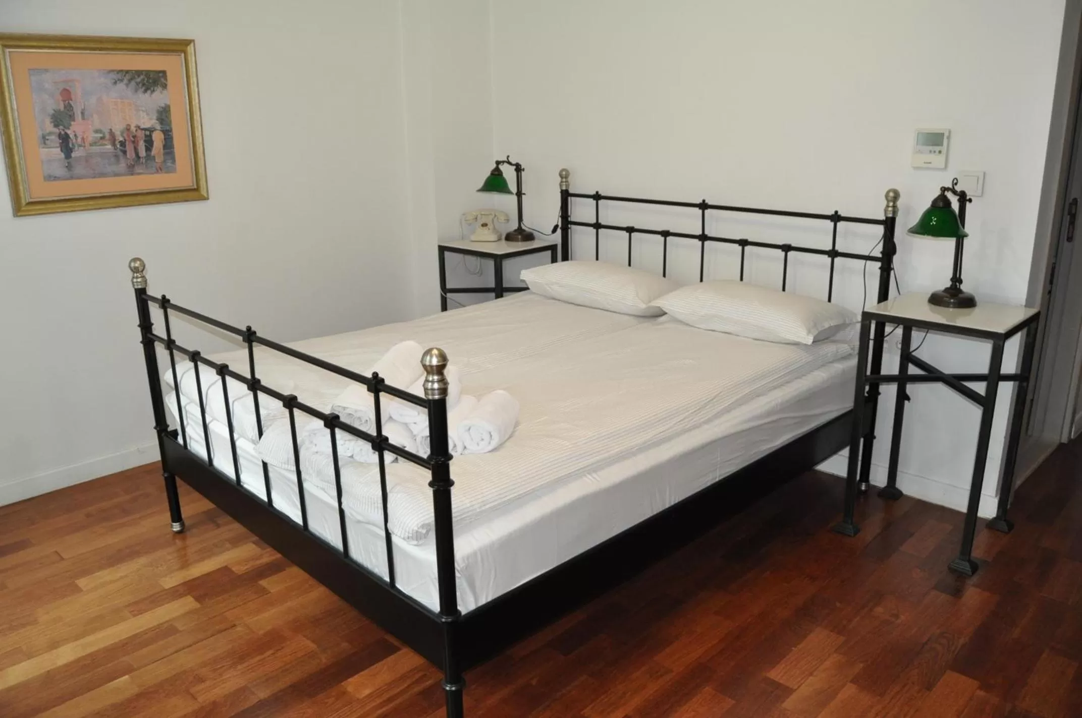 Bedroom, Bed in Villa Pera Suite Hotel