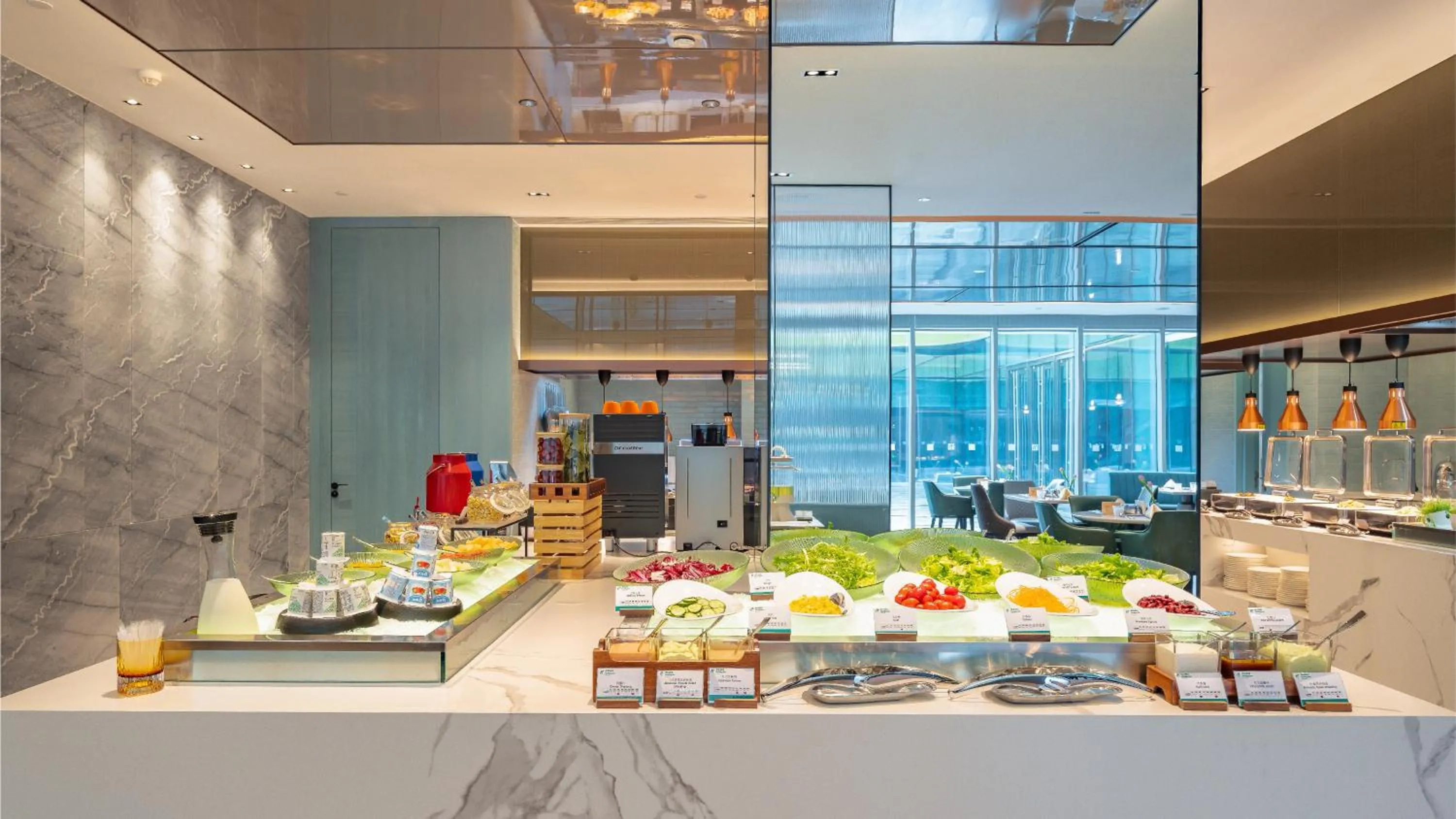 Restaurant/places to eat in Holiday Inn Changchun Oriental Plaza by IHG