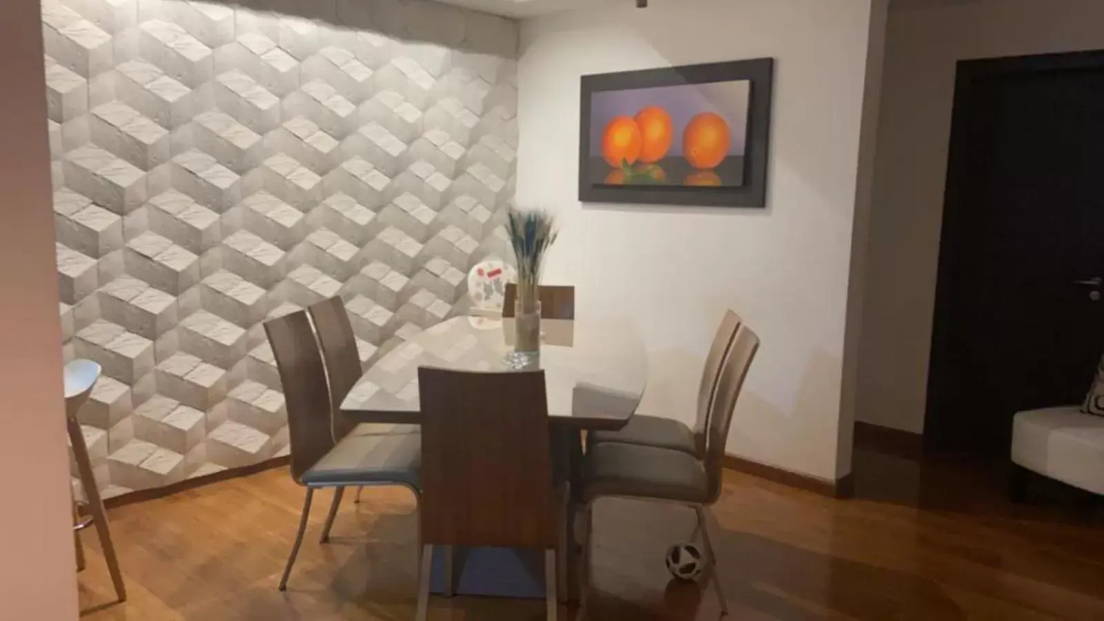 Three-Bedroom Apartment in Misuitehotel La Carolina Quito Three-Bedroom Apartment in Misuitehotel La Carolina Quito