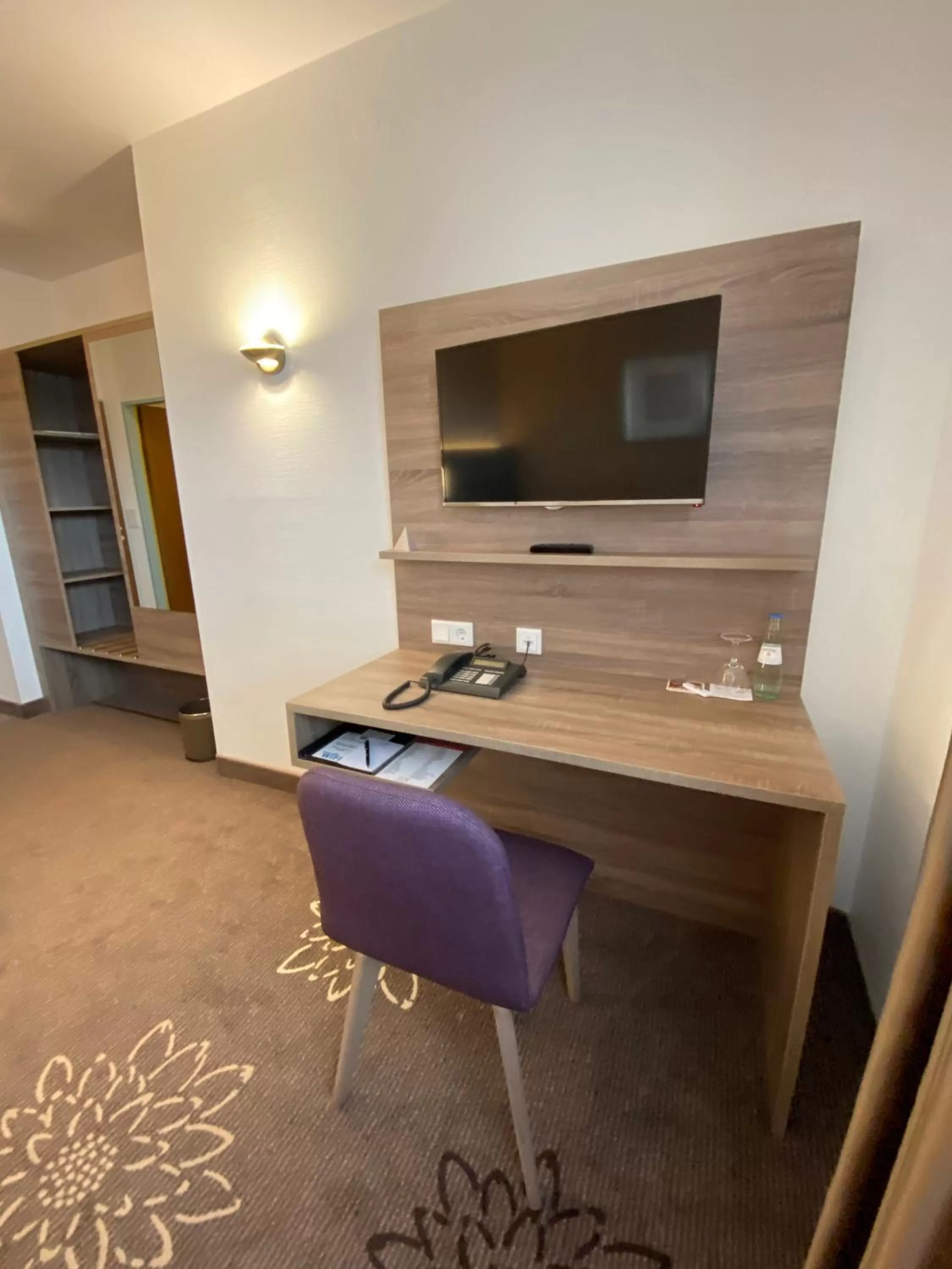 TV and multimedia in Hotel in den Herrnwiesen