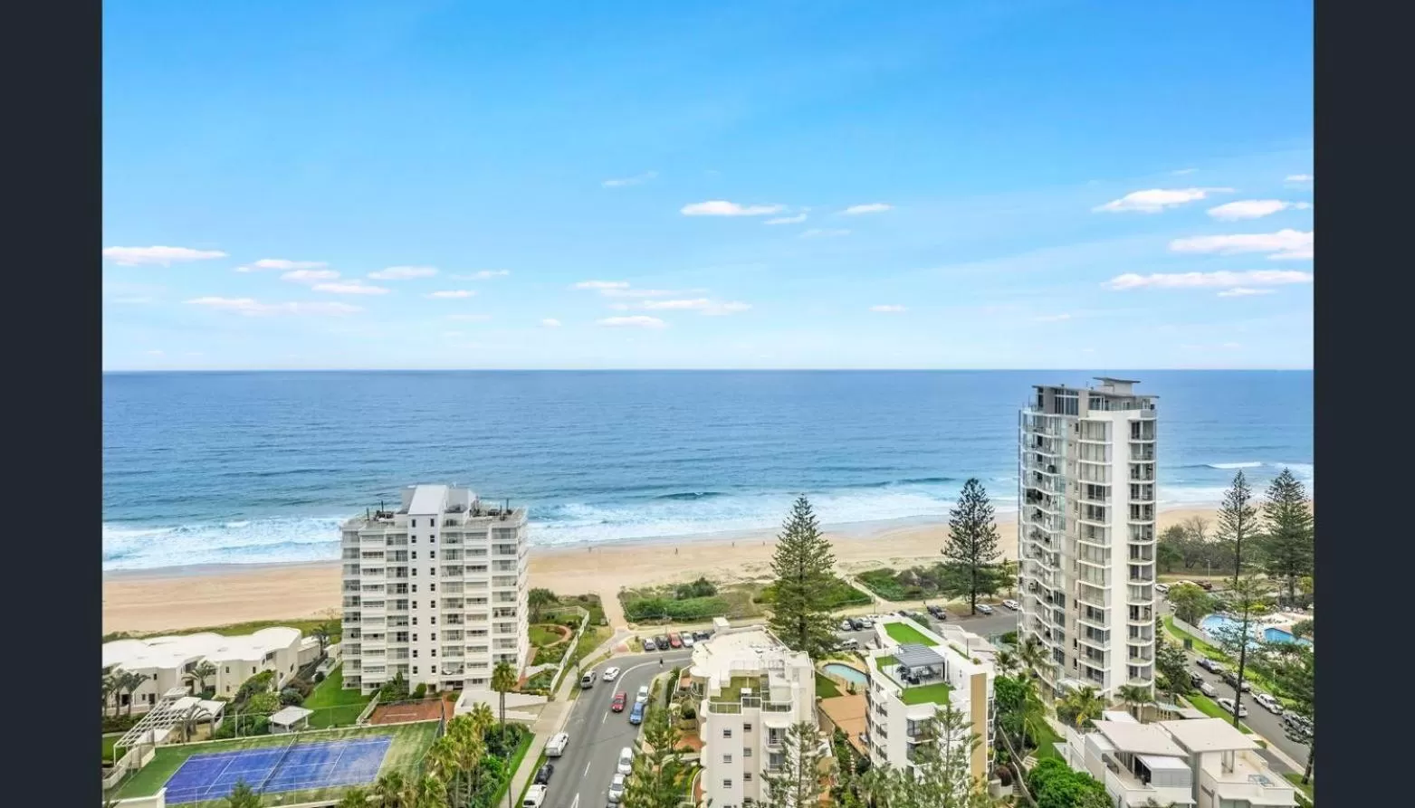 Sea view in Vue Broadbeach - Official