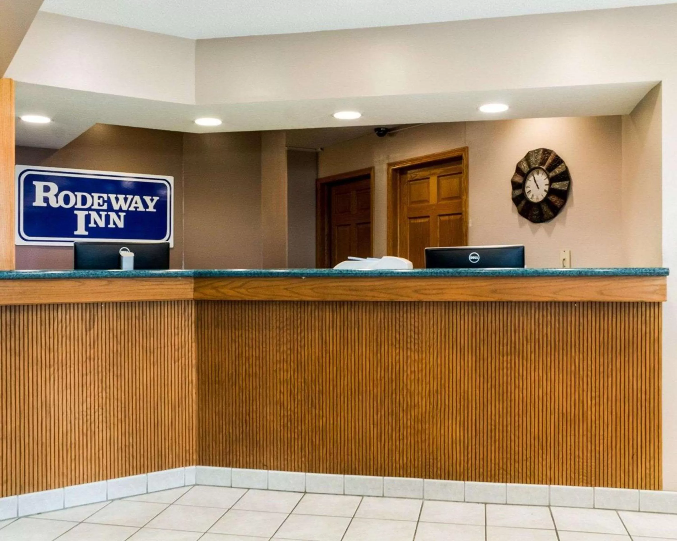 Lobby or reception in Rodeway Inn