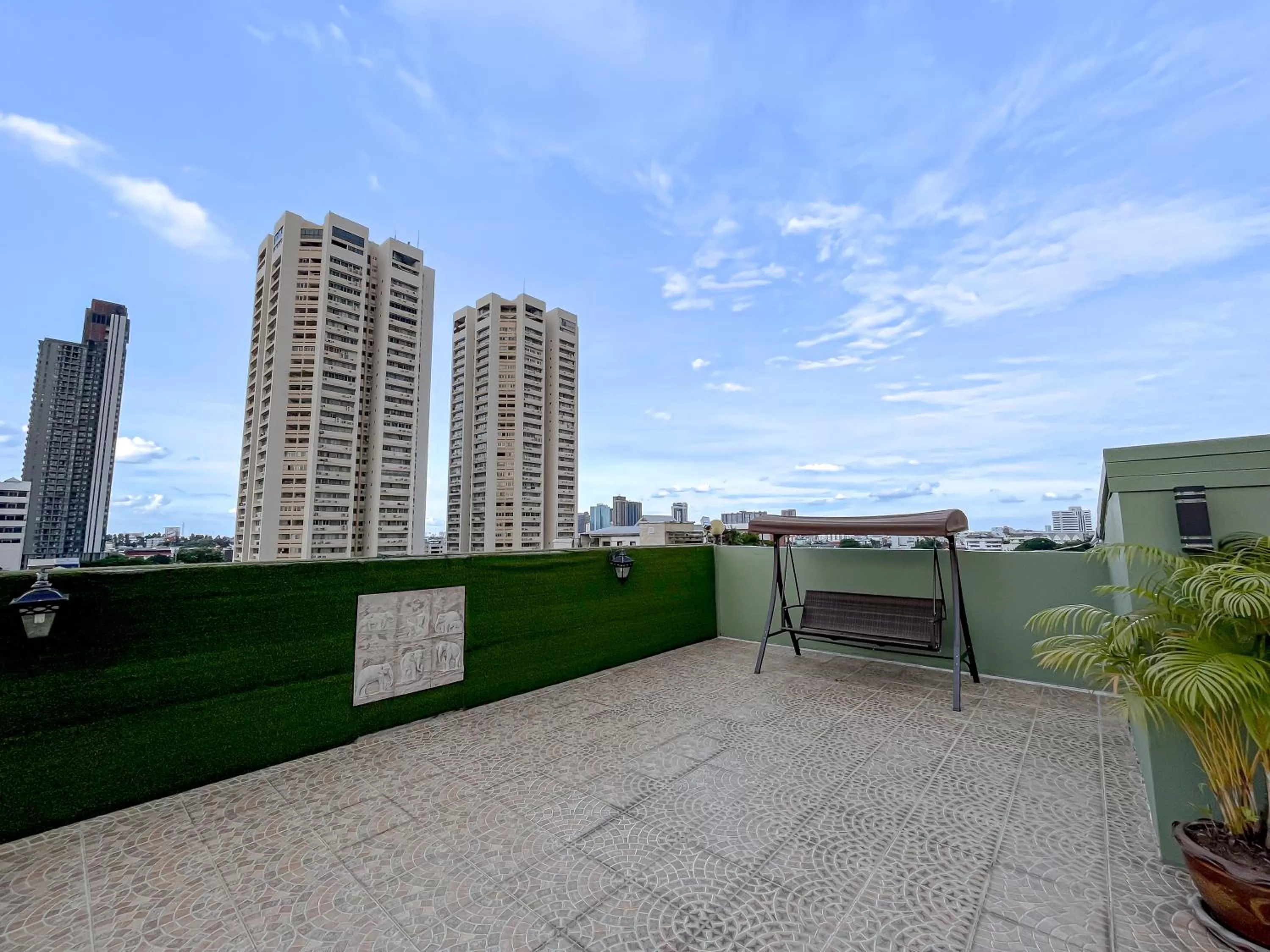 Property building in United Residence Ekamai Bangkok