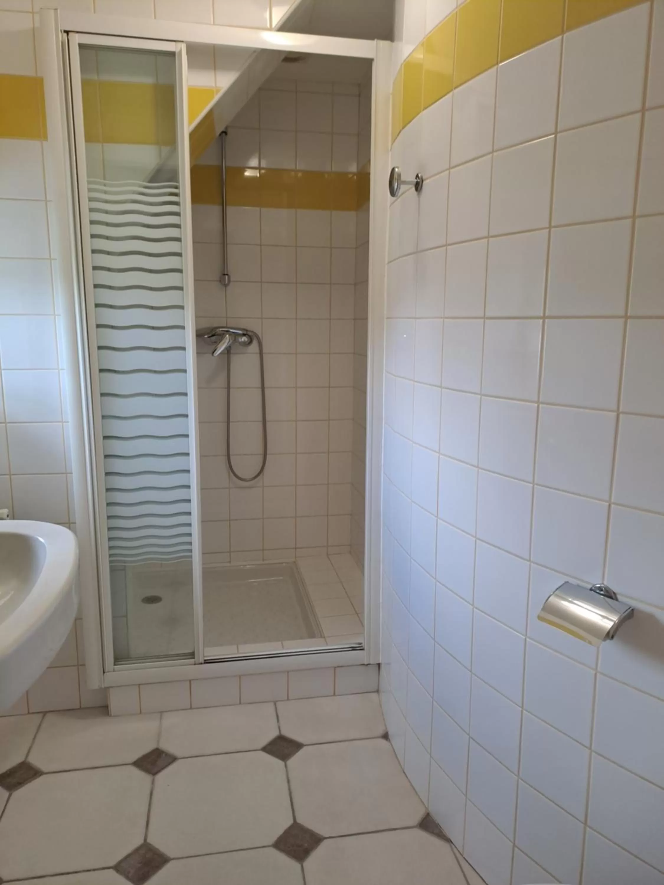 Bathroom in Le Jardin Umal