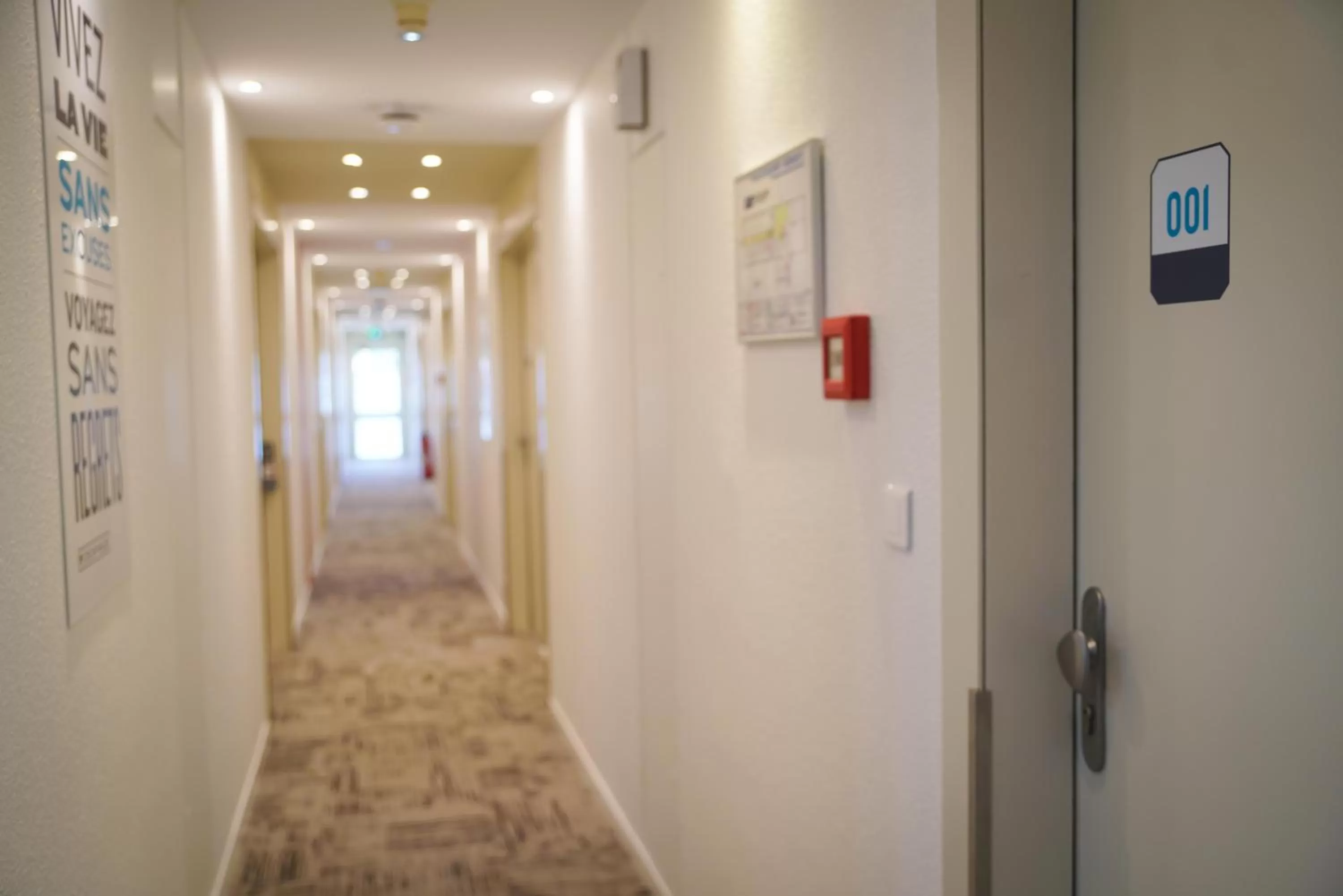 Lobby or reception in Kyriad Hôtel La Fleche