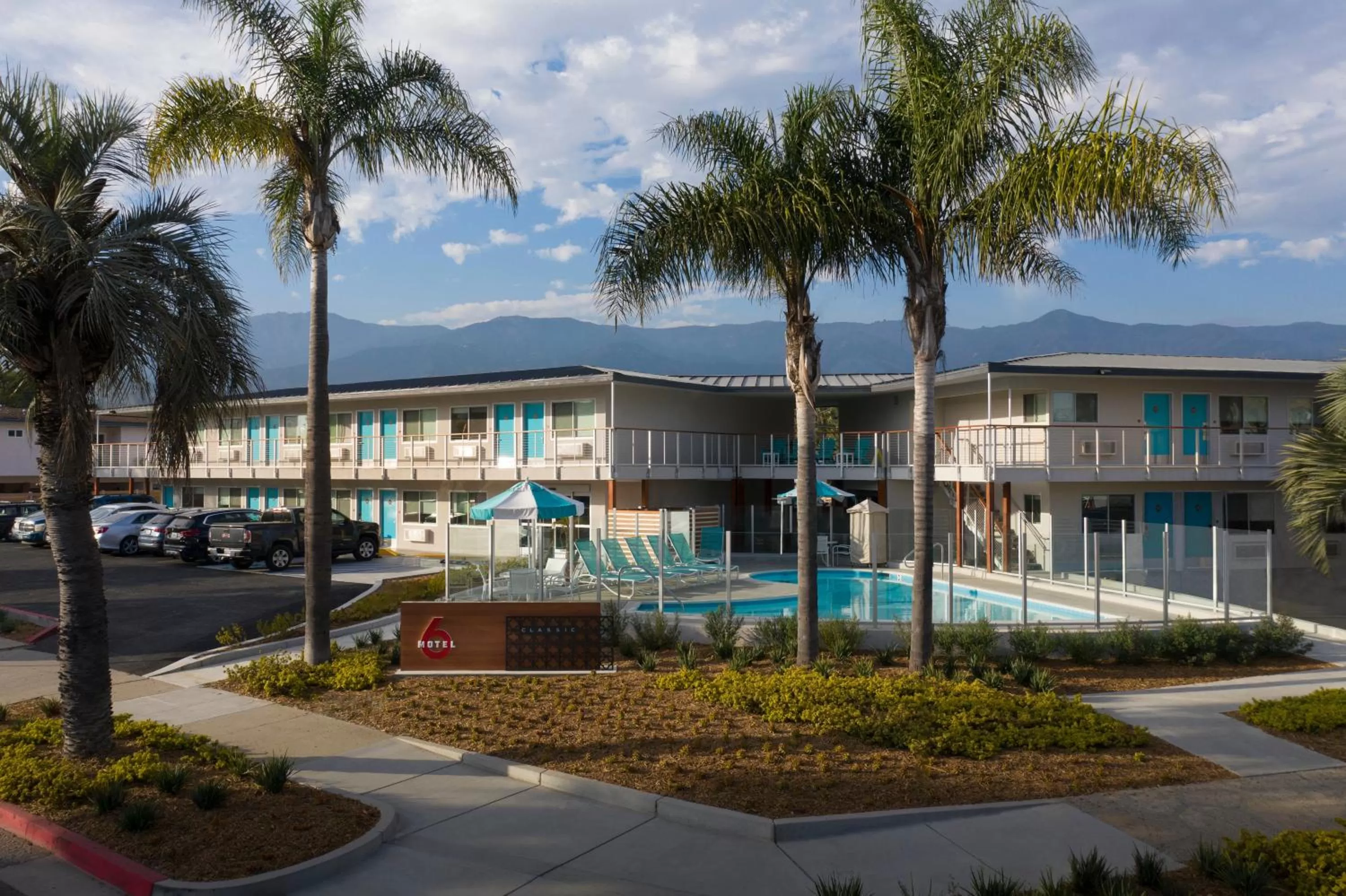 Property building in Motel 6-Santa Barbara, CA - Beach
