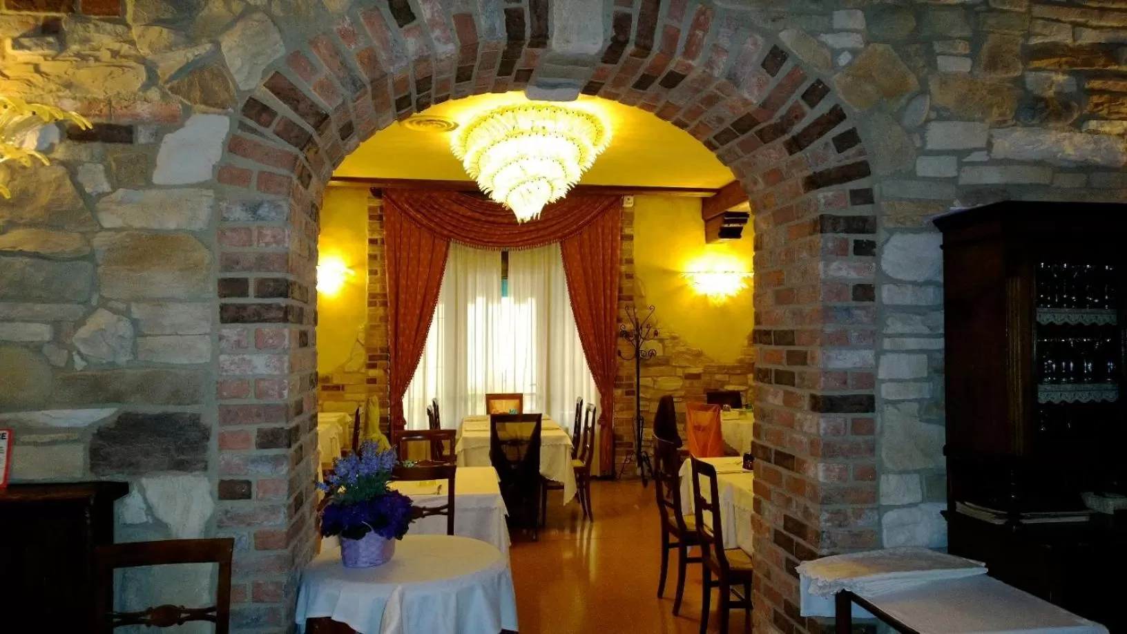 Restaurant/places to eat in Ferrari