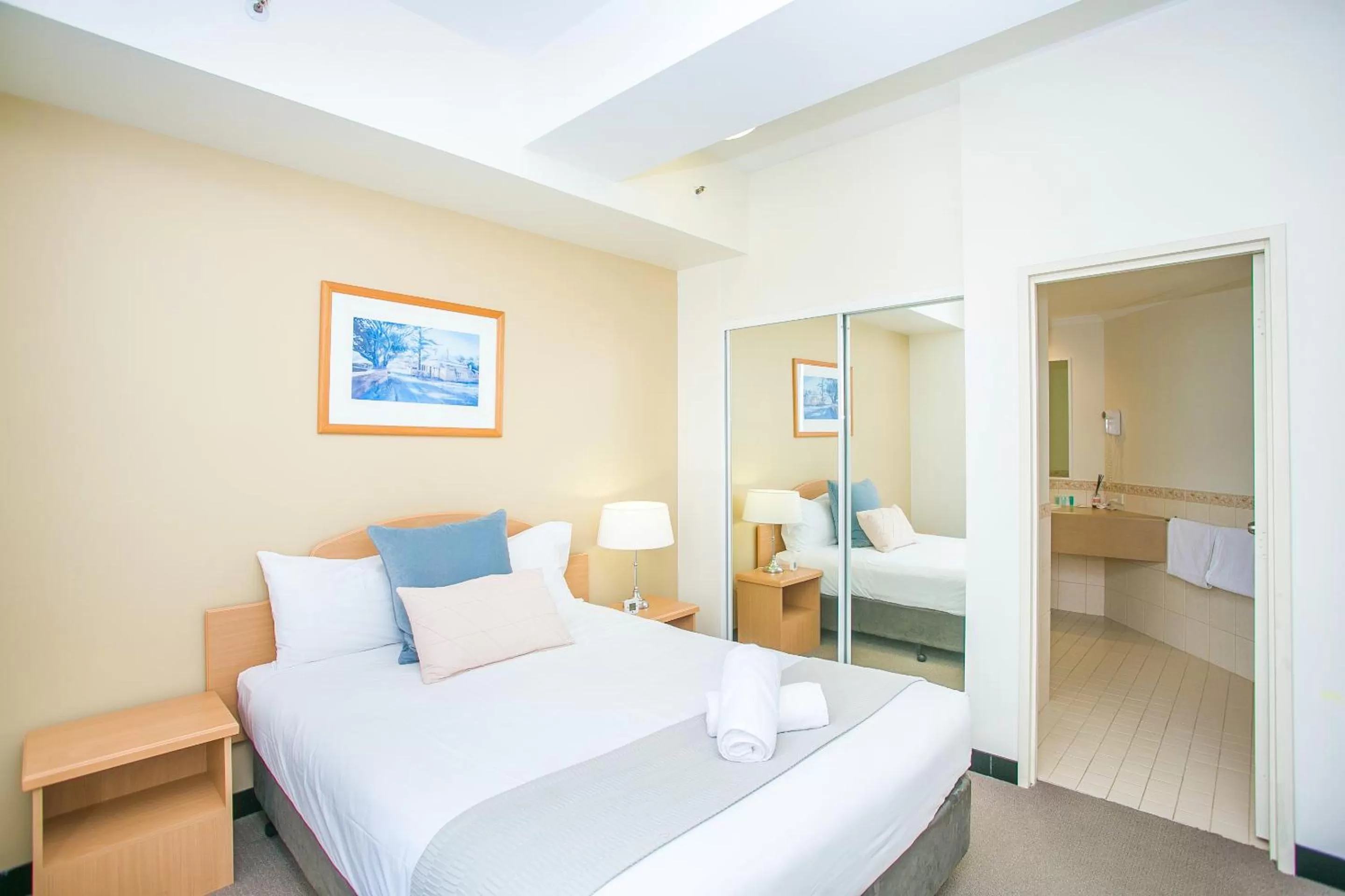 Bathroom, Bed in All Suites Perth