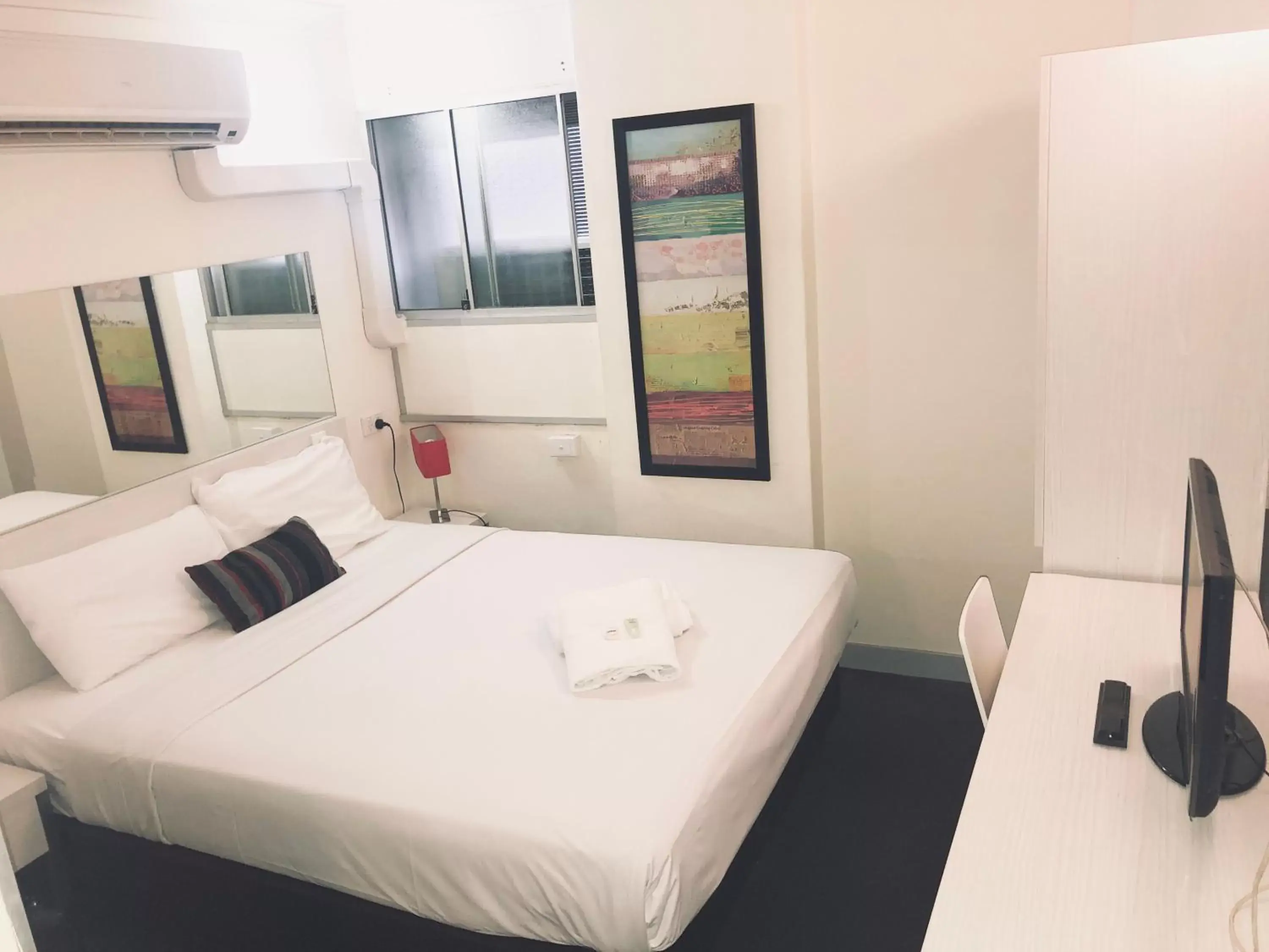 Standard Queen Room in Turbot House Hotel Standard Queen Room in Turbot House Hotel