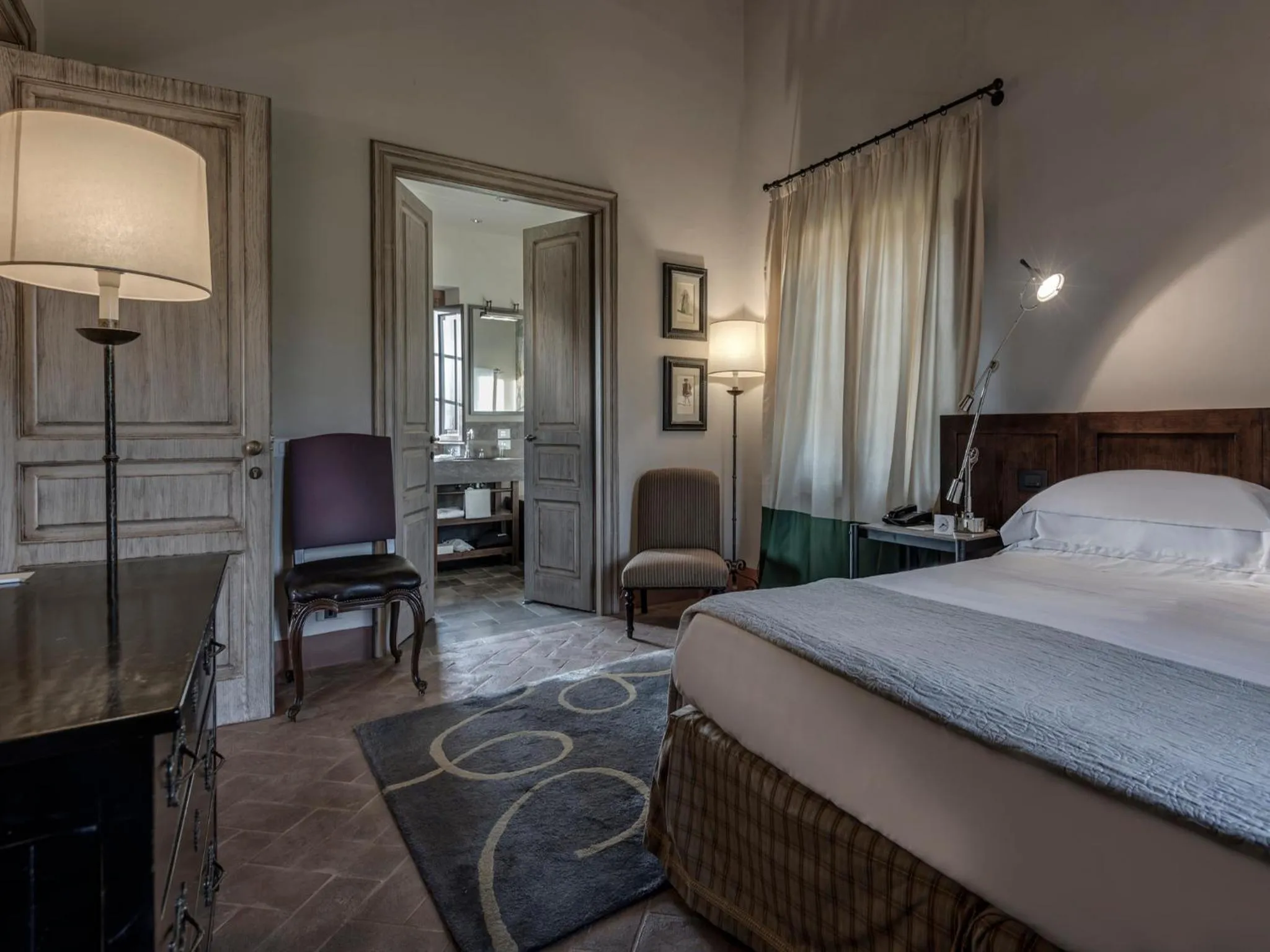 Photo of the whole room, Bed in Castel Monastero - The Leading Hotels of the World
