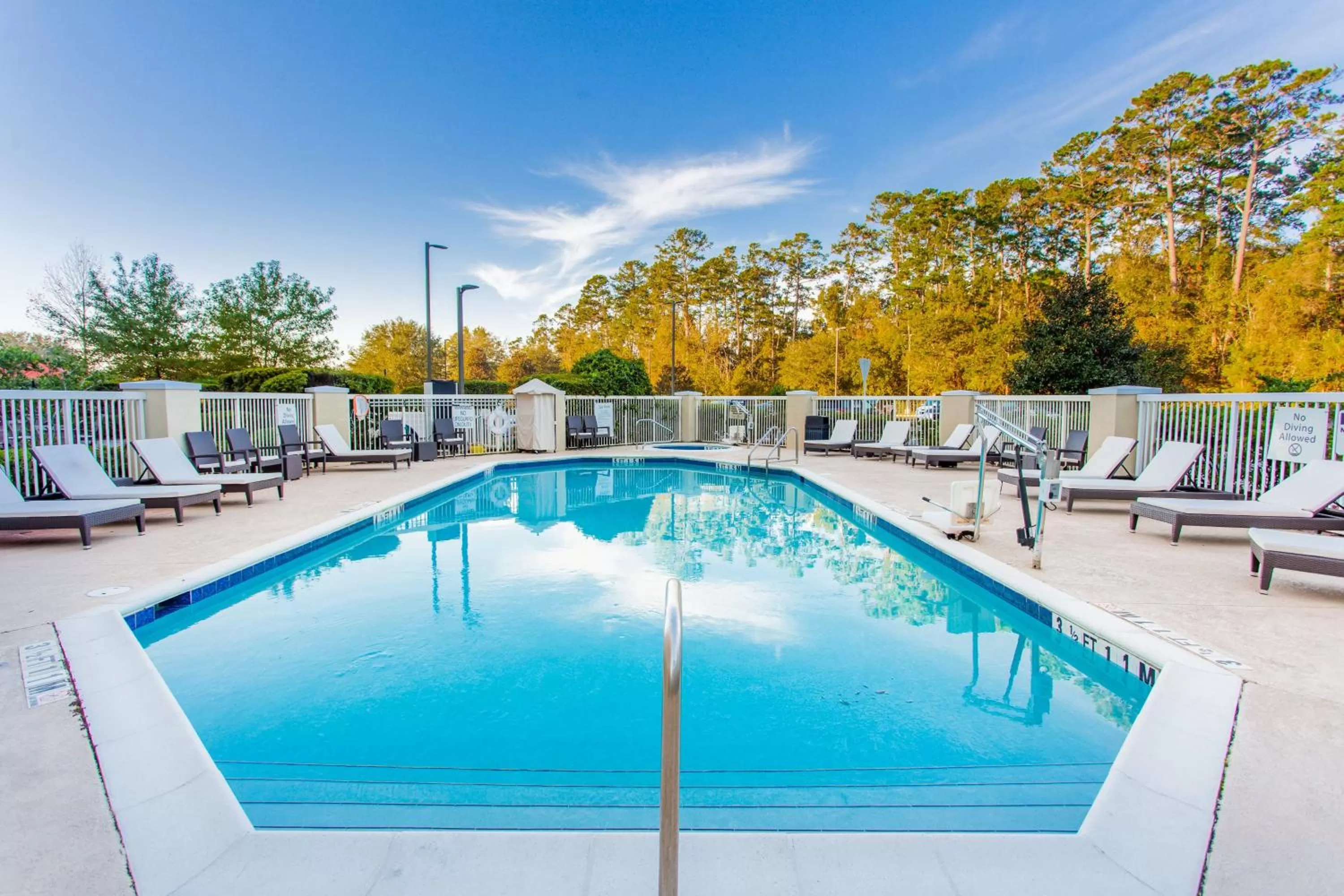 Swimming pool in Holiday Inn Hotel & Suites Tallahassee Conference Center North by IHG