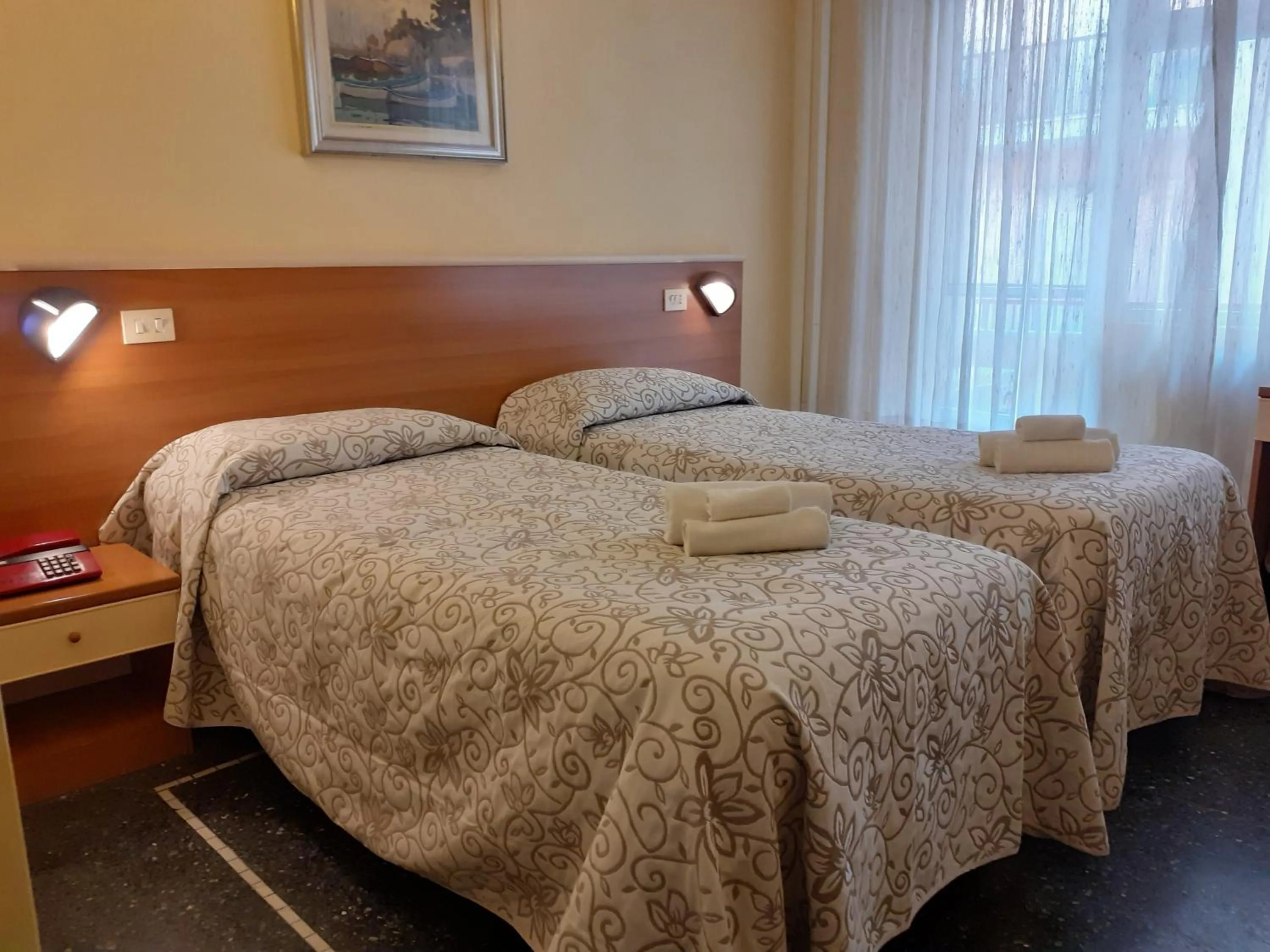 Bed in Hotel Colibrì