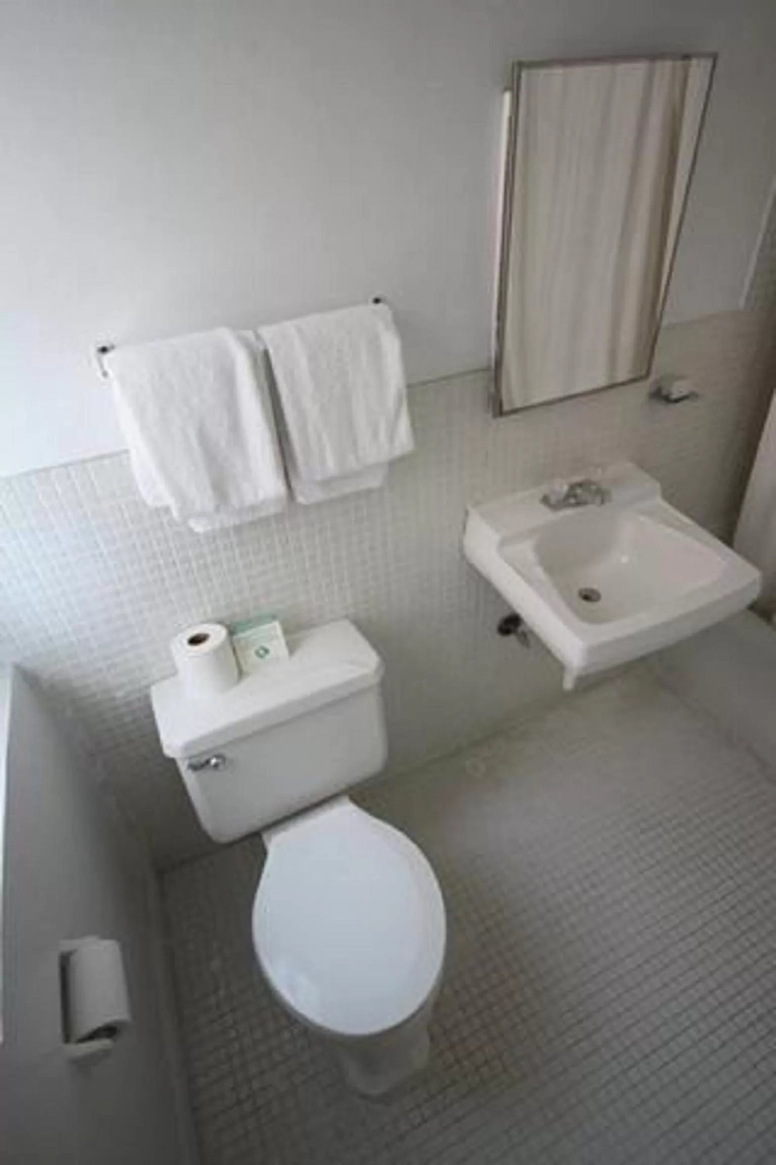 Bathroom in Dolphin SA1