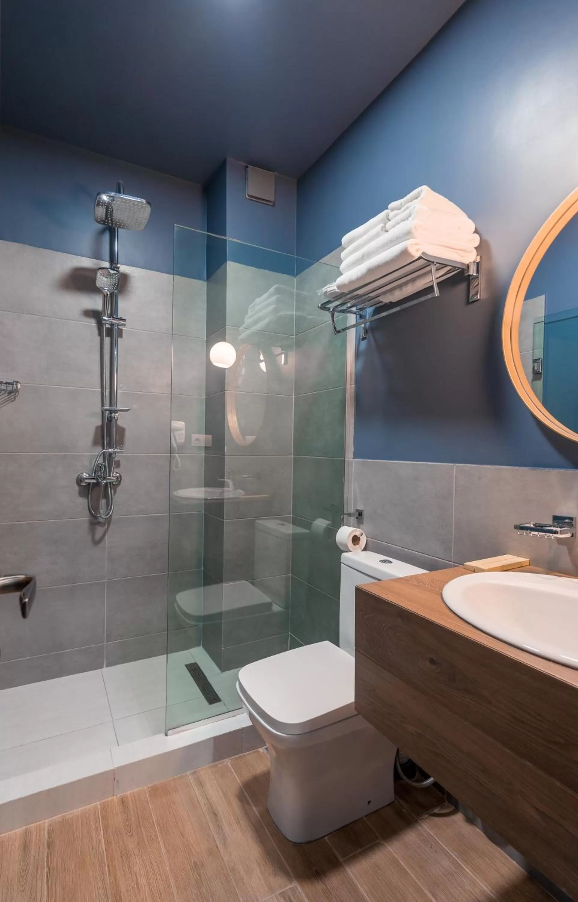 Shower in Matiane Boutique Hotel