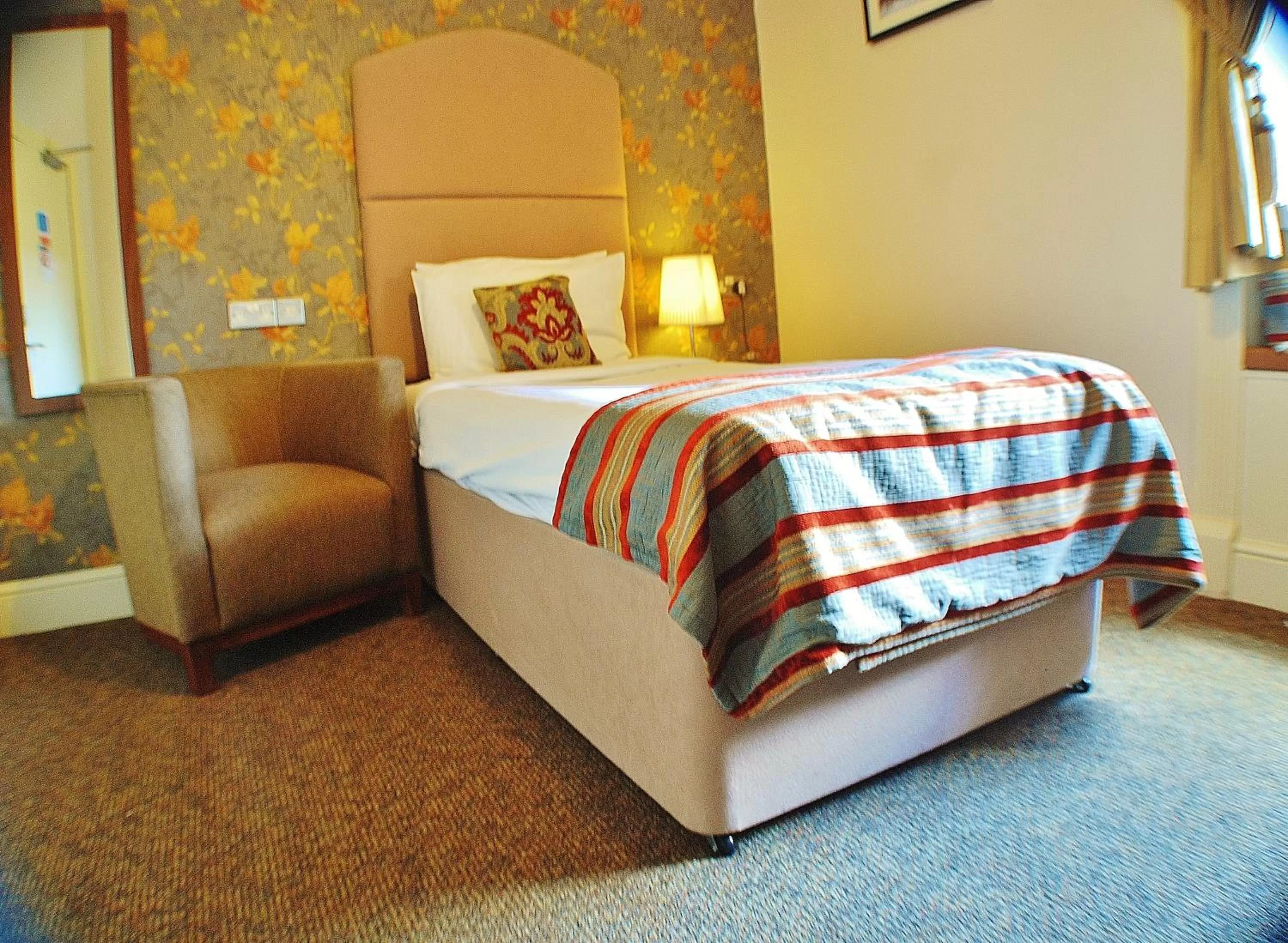 Bed in The Salisbury Hotel