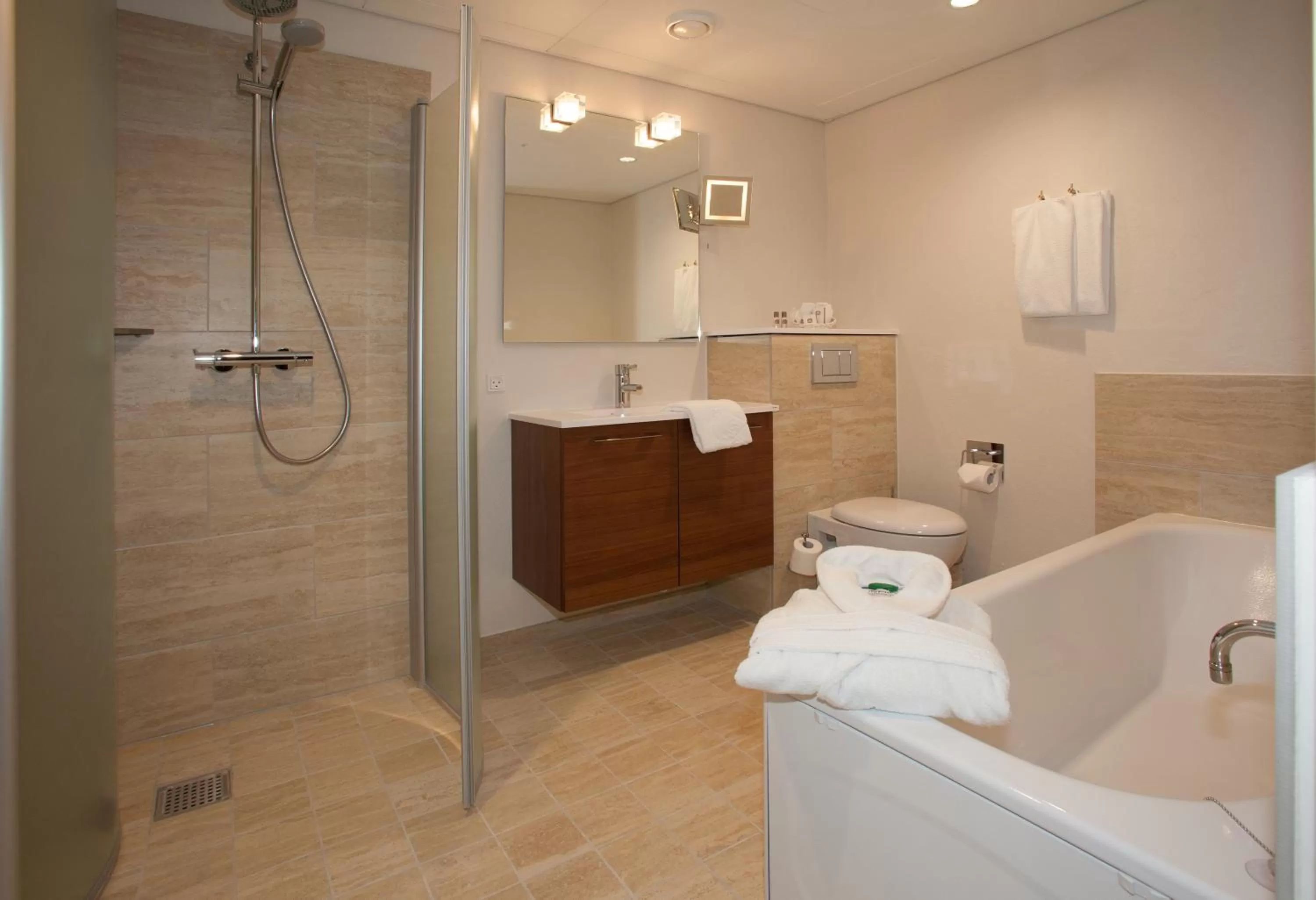 Bathroom in Best Western Plus Hotel Eyde