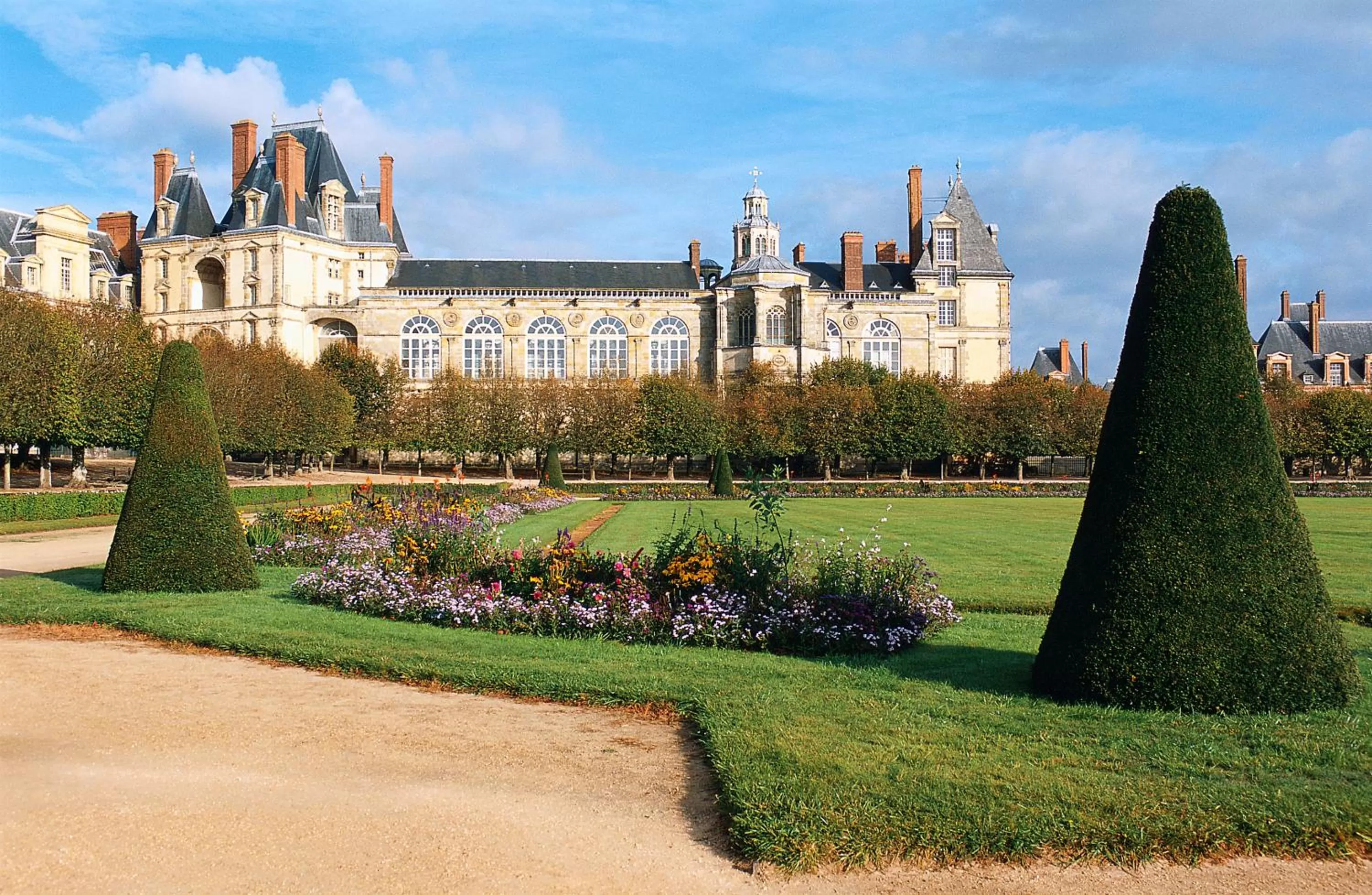 Property building in ibis budget Fontainebleau Avon