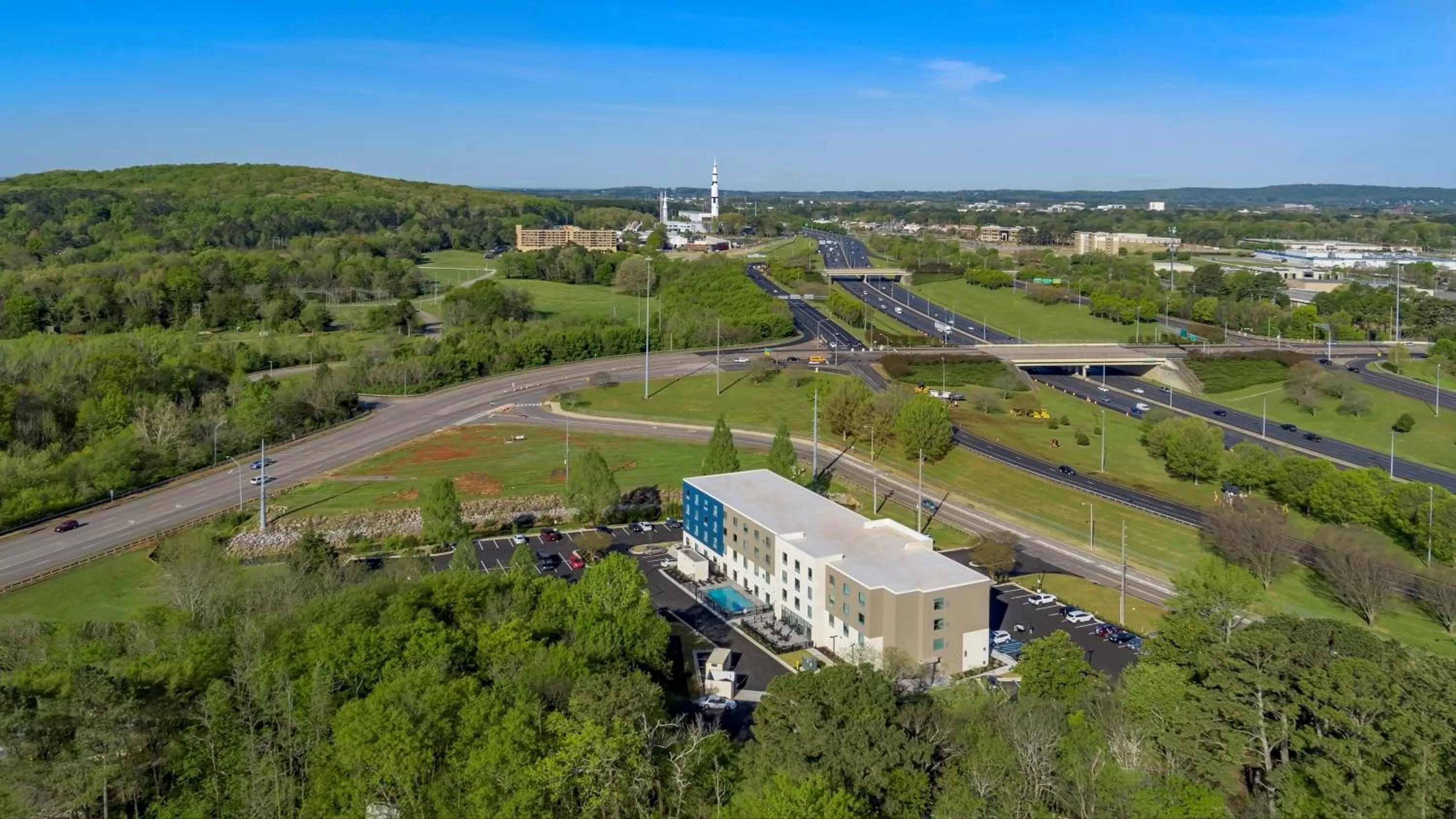 Area and facilities in Holiday Inn Express - Huntsville Space Center by IHG