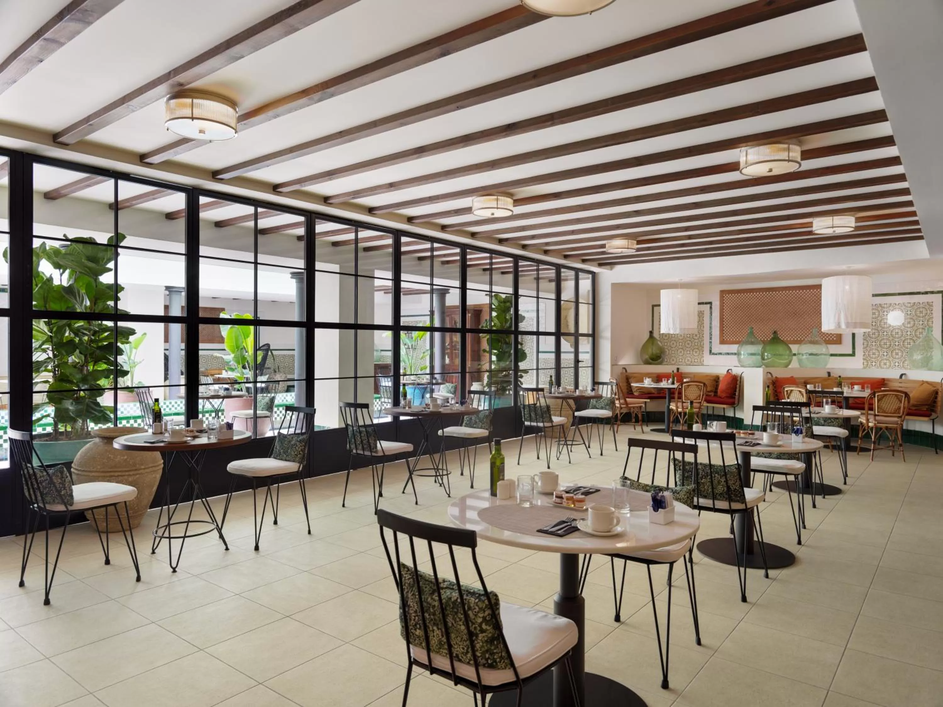 Breakfast in H10 Casa de la Plata