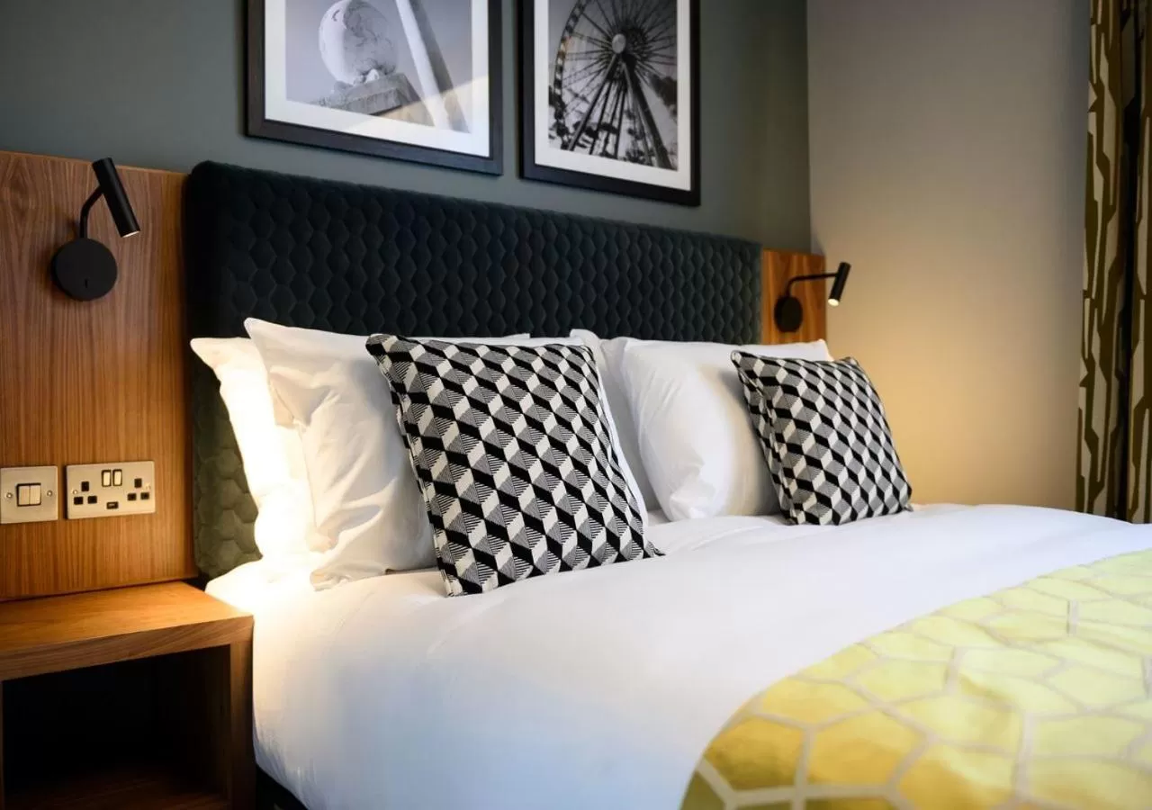 Bed in All Bar One by Innkeeper's Collection