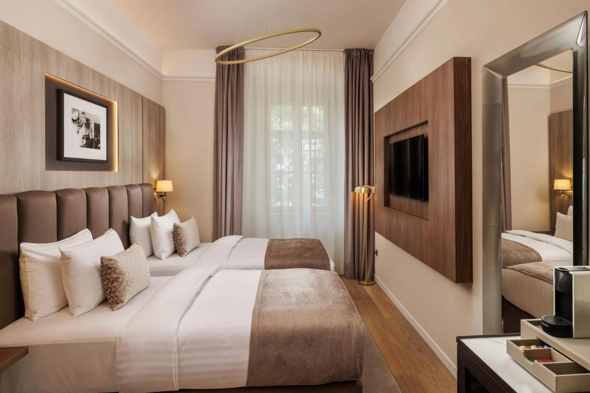 Bed in Anna Grand Hotel