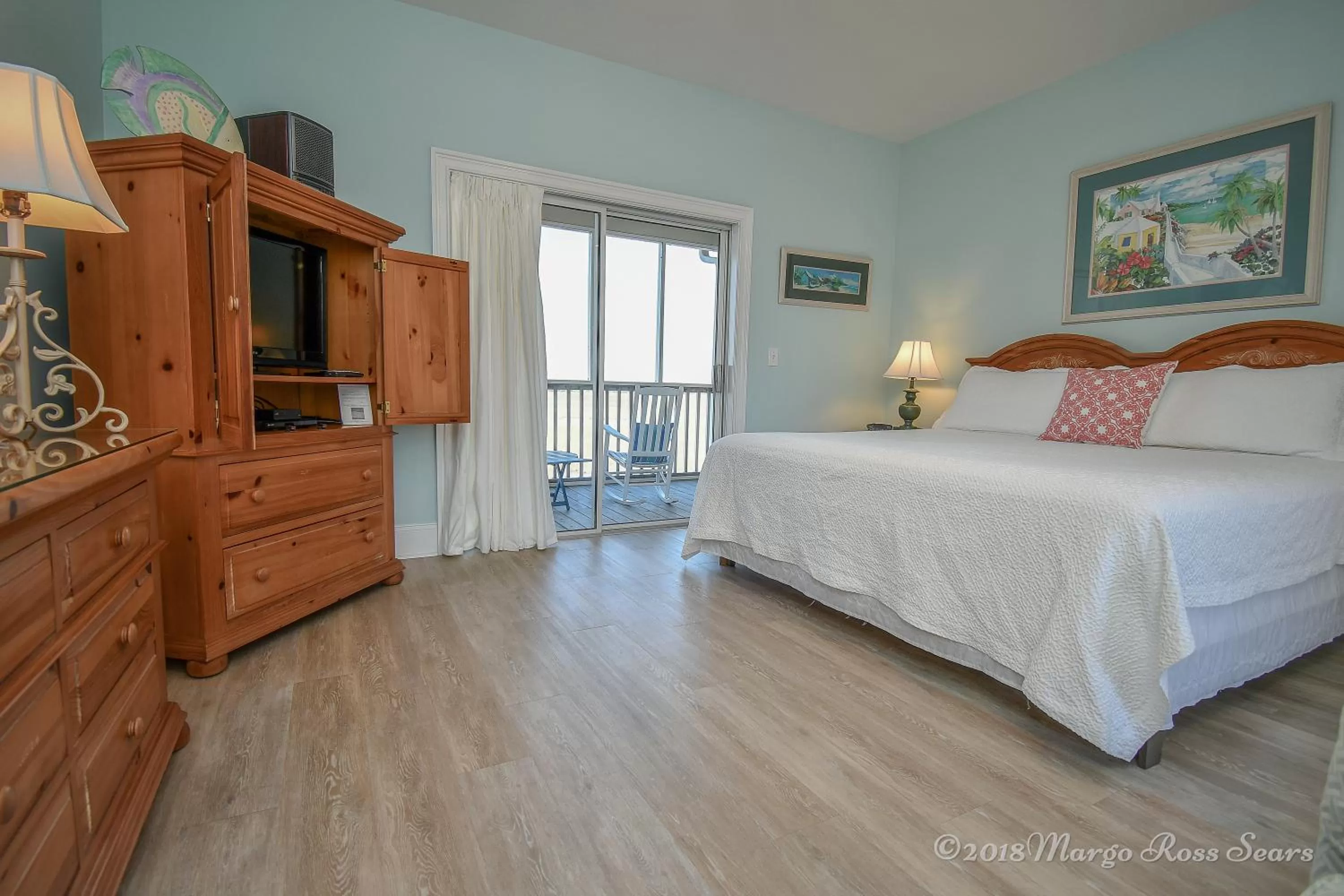 Bed in The Sunset Inn