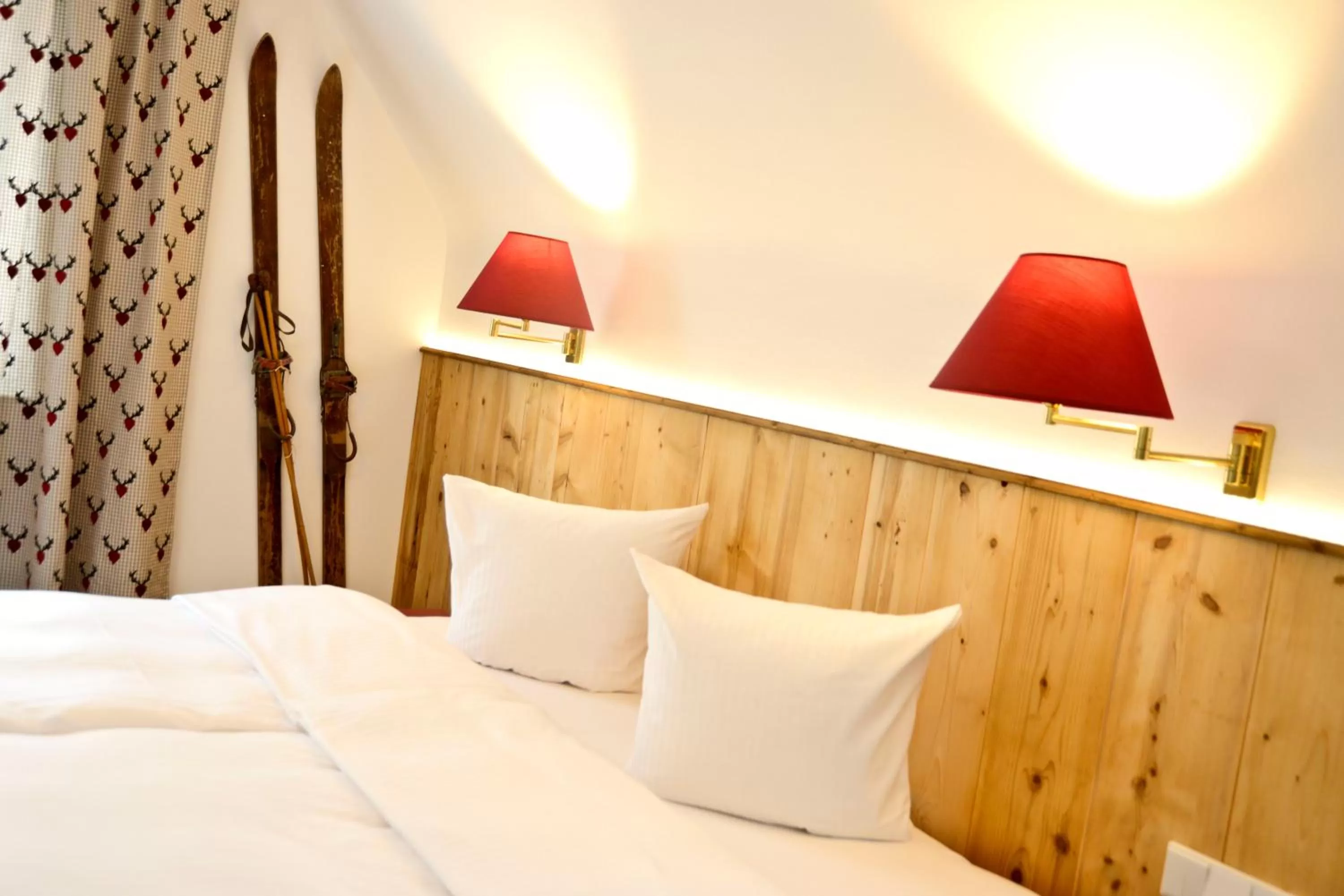 Decorative detail, Bed in Illertisser Hof