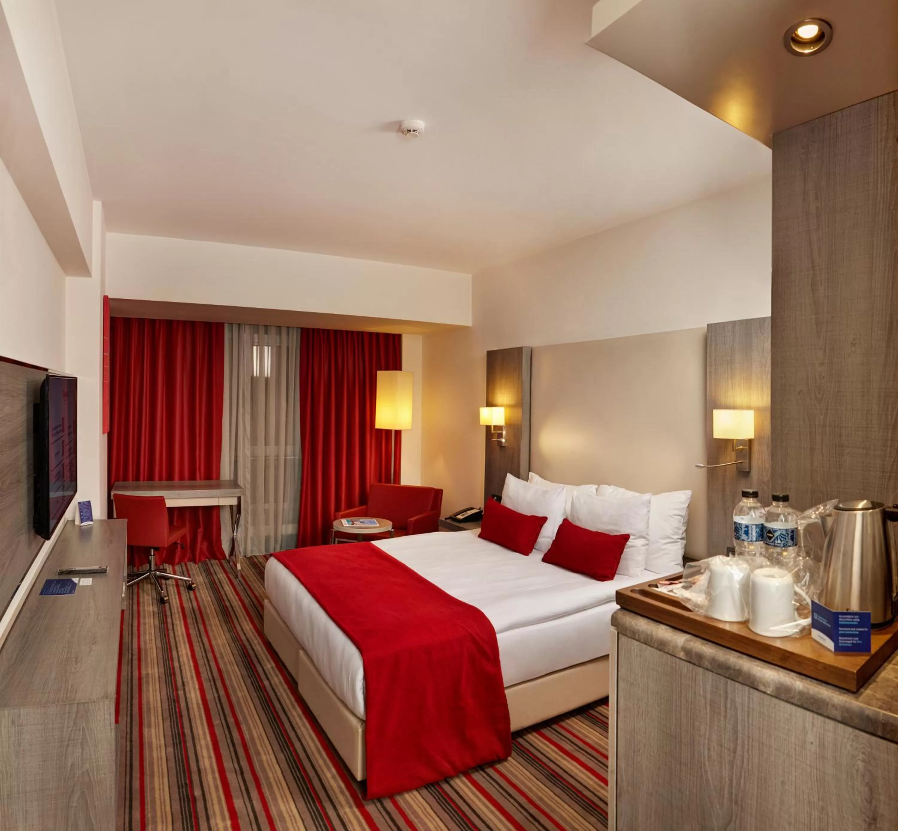 Bed in Ramada Plaza By Wyndham Izmir