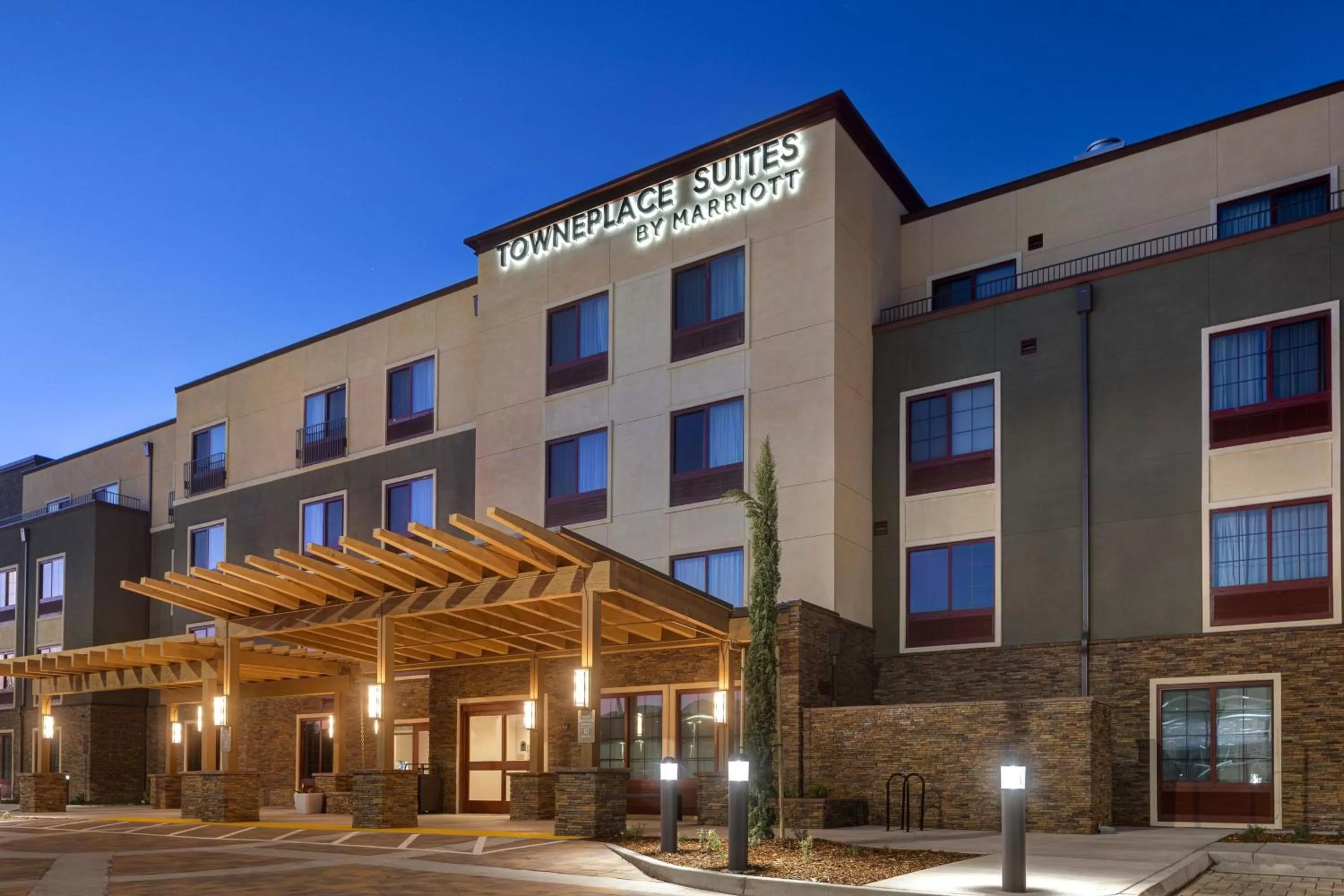 Property building in TownePlace Suites by Marriott San Luis Obispo