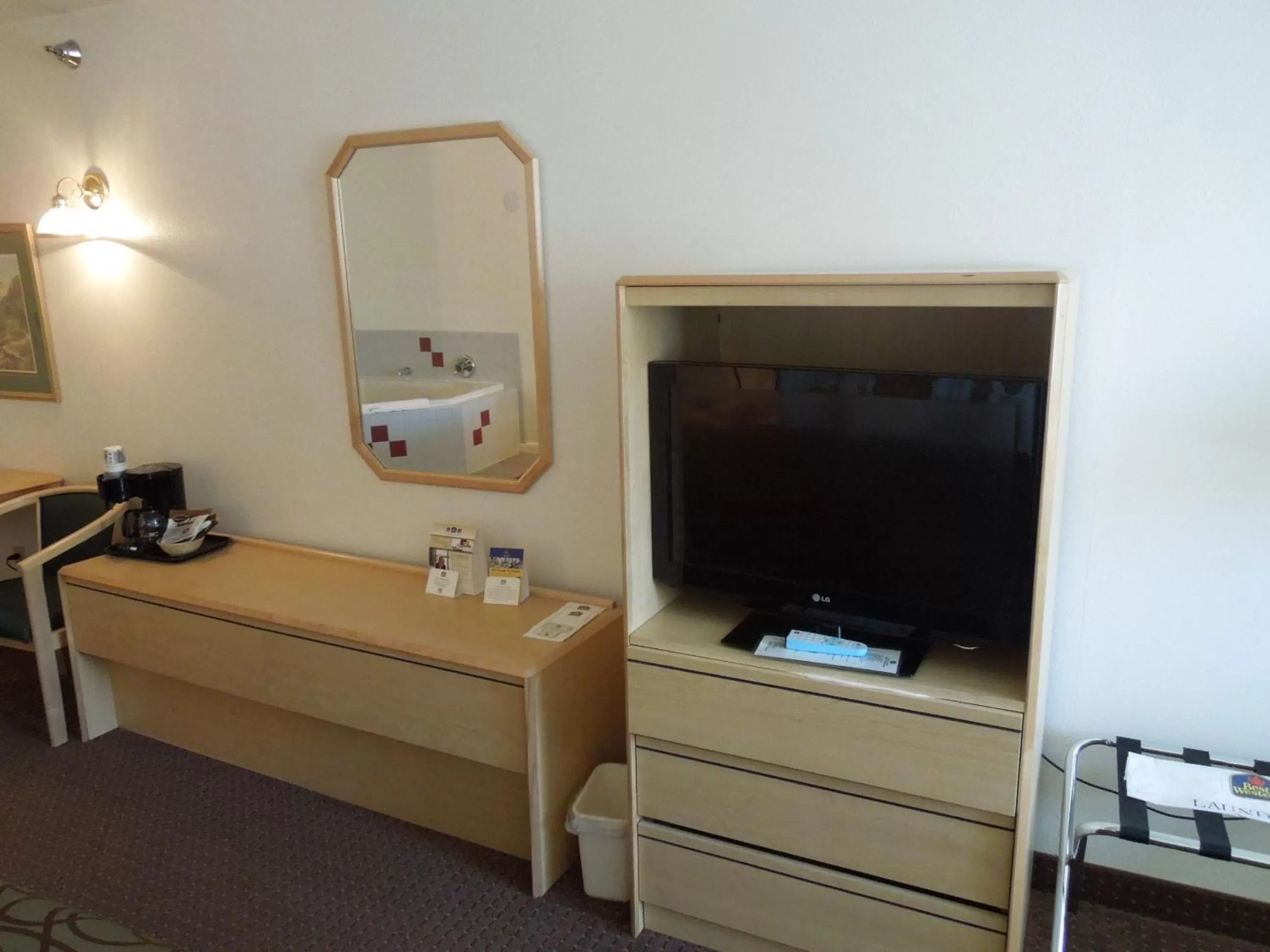 Decorative detail in Inn at Lander, Travelodge by Wyndham