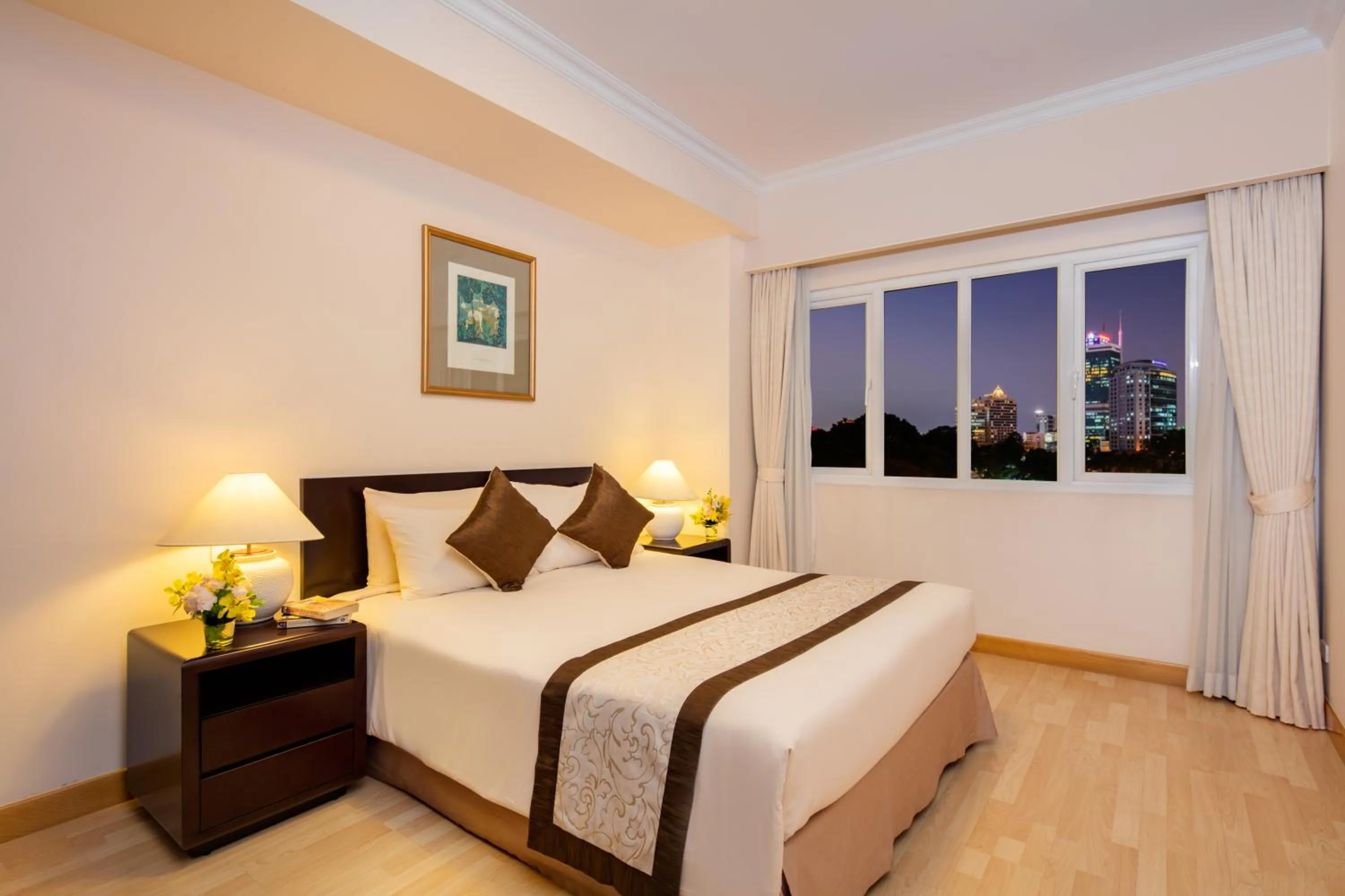 Bedroom, Bed in Norfolk Mansion - Luxury Serviced Apartment