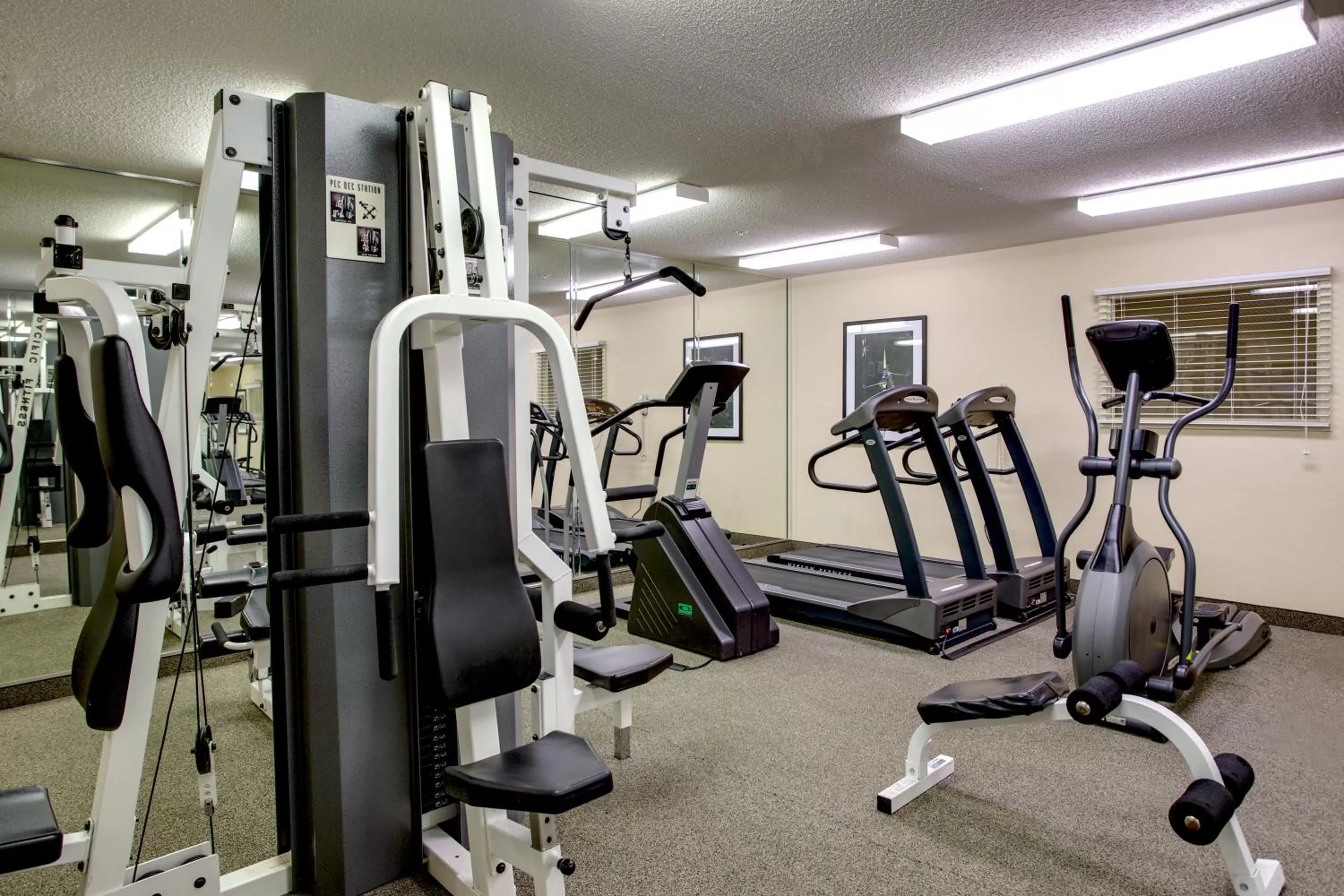 Fitness centre/facilities in Candlewood Suites Raleigh Crabtree by IHG